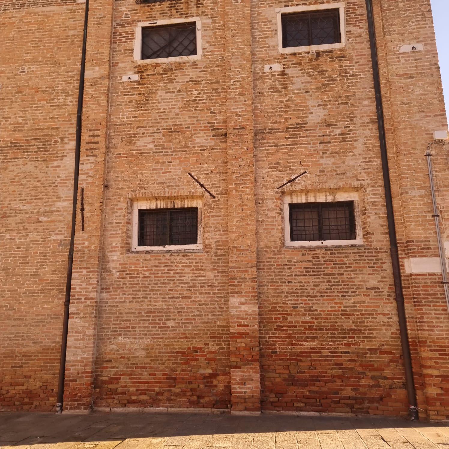 What are these metal bars on the buildings we were seeing all around