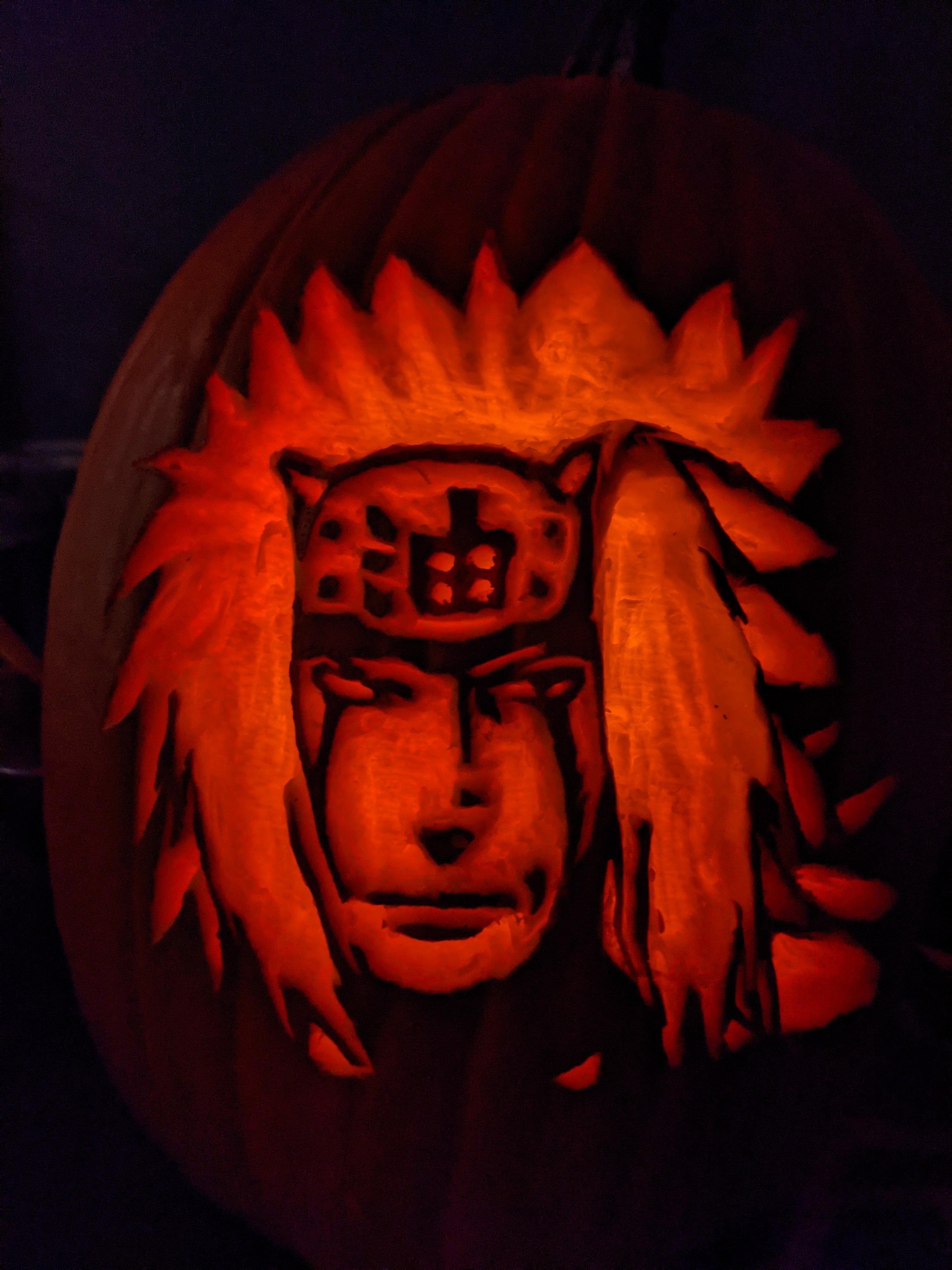 Happy Halloween! Pretty proud of my Jiraiya Pumpkin! r/Naruto