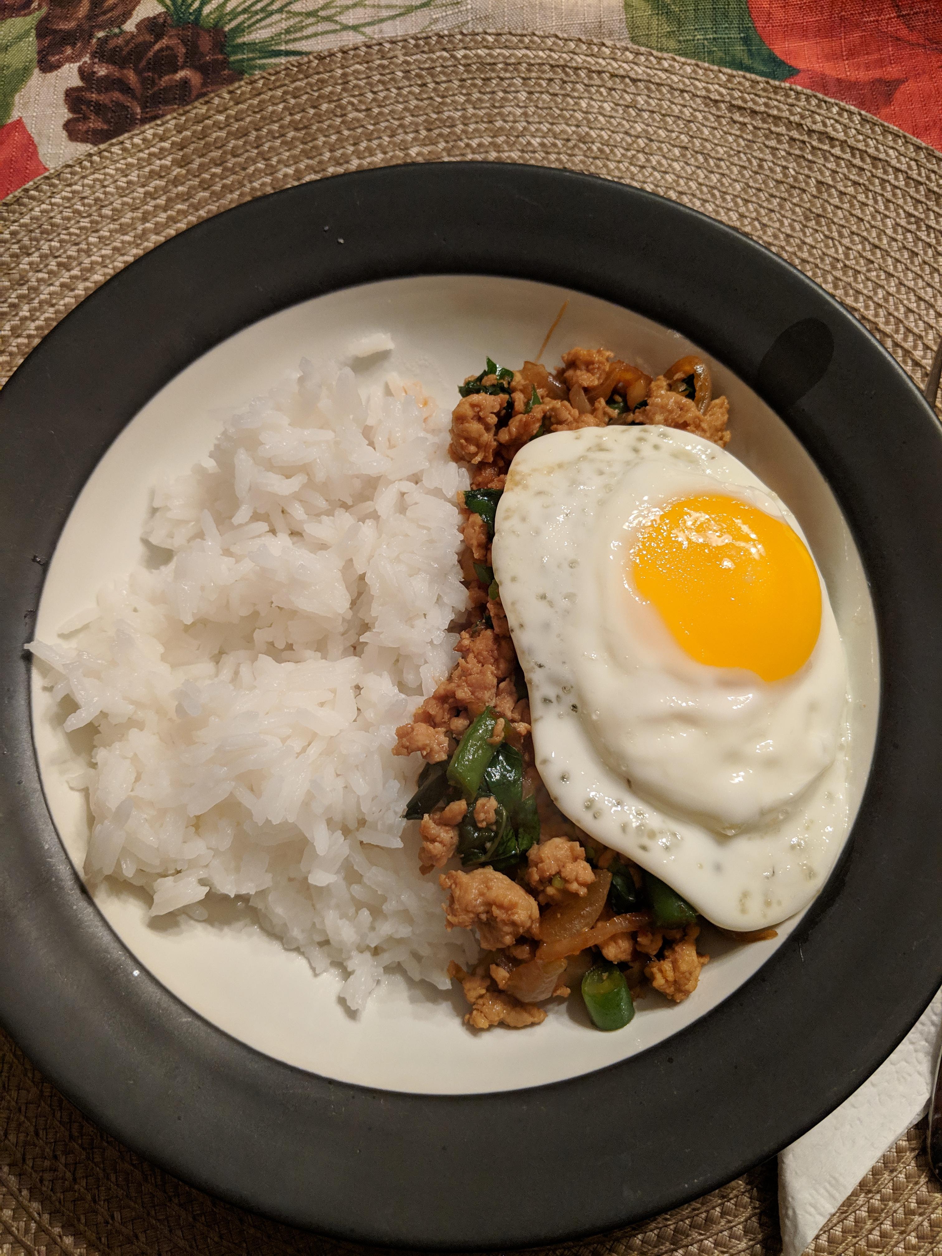 Thai Basil Chicken with a Fried Egg r/PutAnEggOnIt