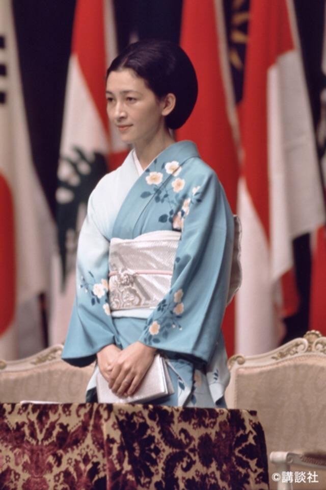Michiko, empress consort of Japan, 1967 r/OldSchoolCool