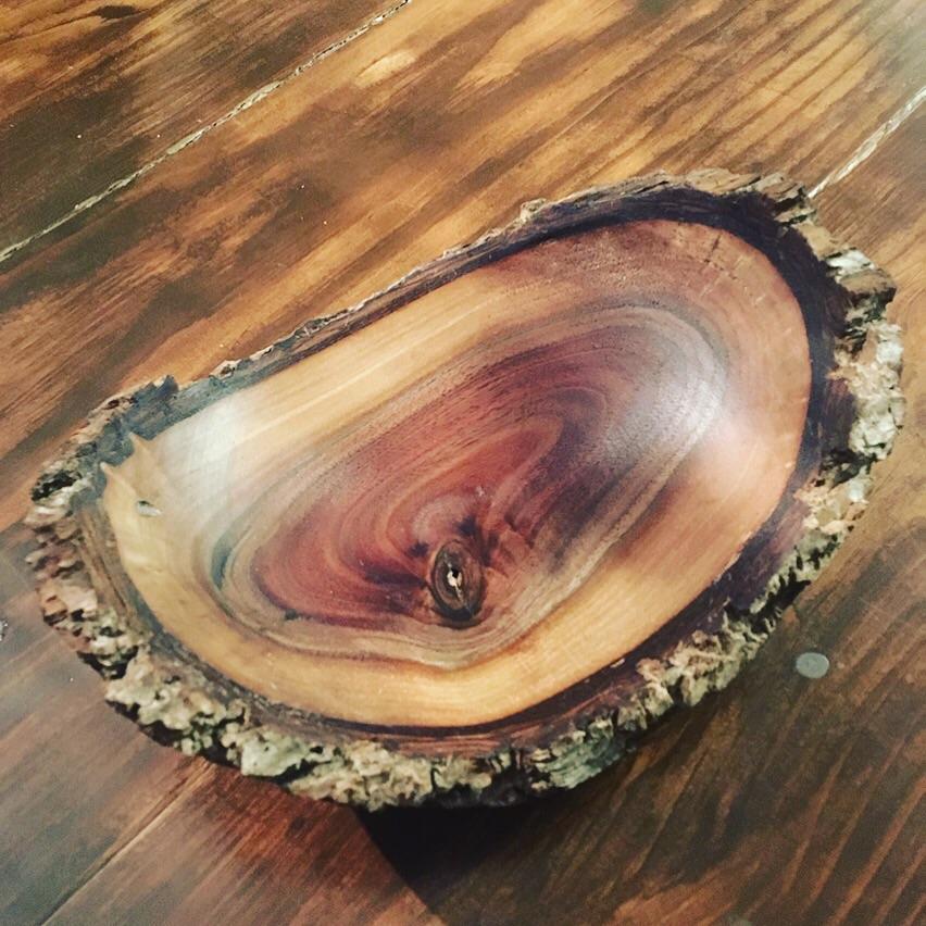 Black Walnut bowl with beeswax finish. r/woodworking