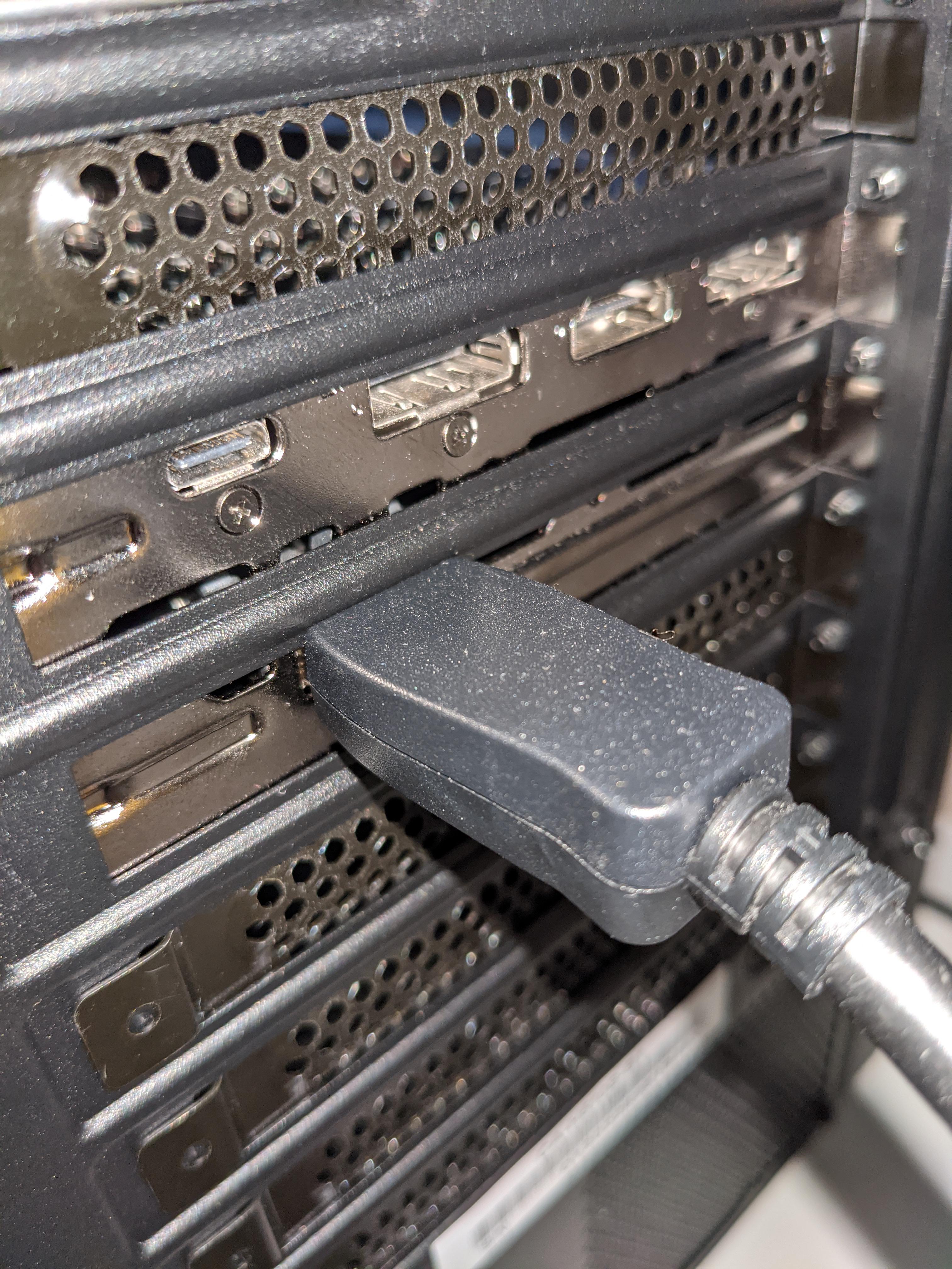 PCI bracket blocking GPU exhaust NZXT H510 r/NZXT