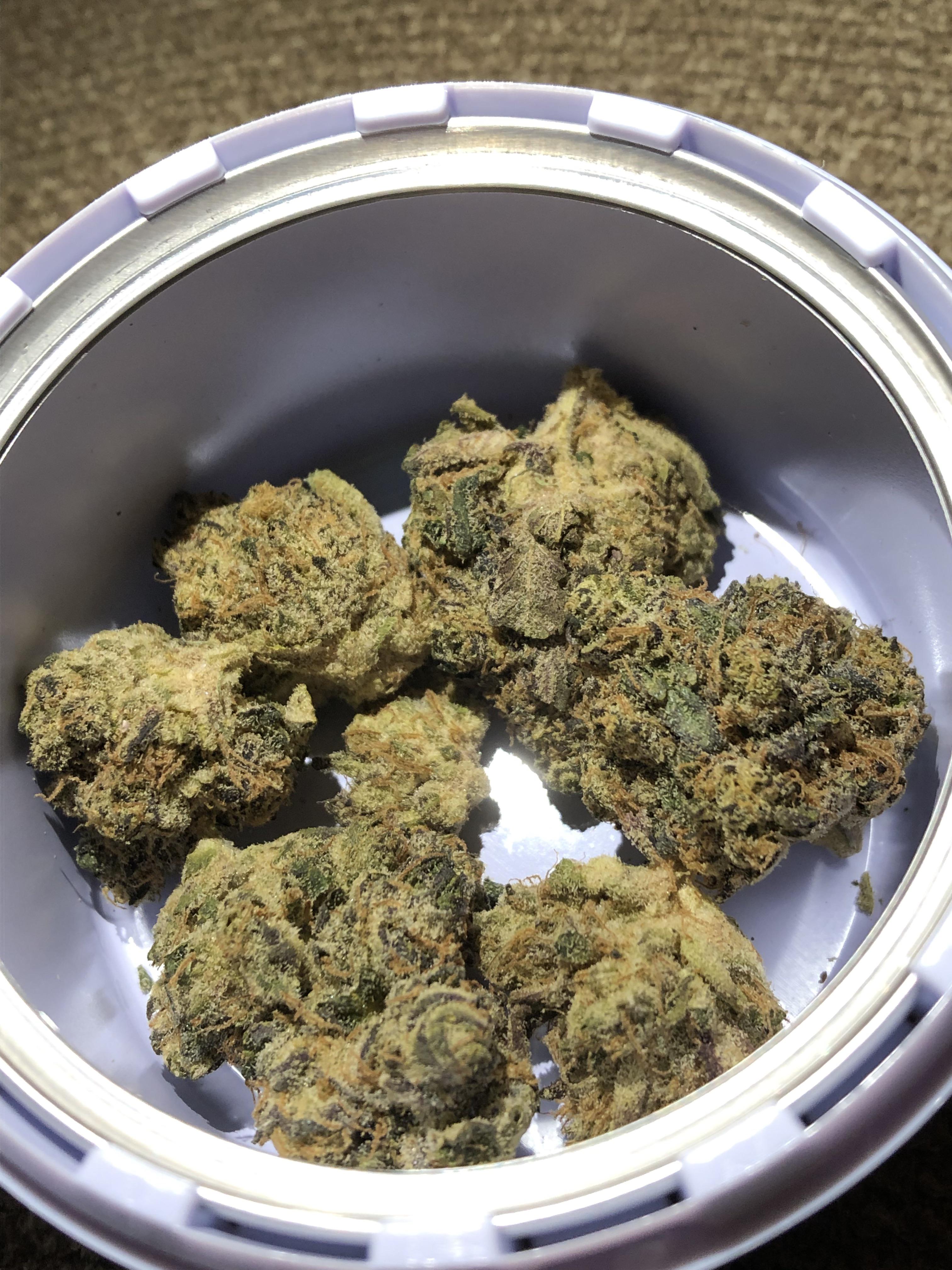 My beloved Ice Cream Bean from INSA. Indica/hybrid 22THC. Sweet smooth