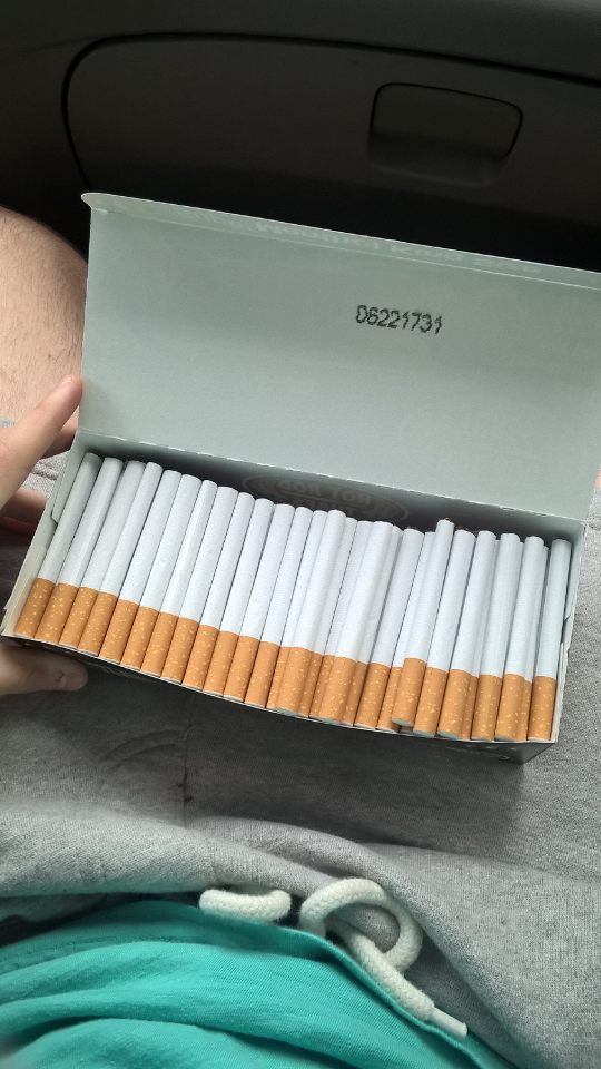 Found an awesome smoke shop near campus, they only sell RYO cigs by the