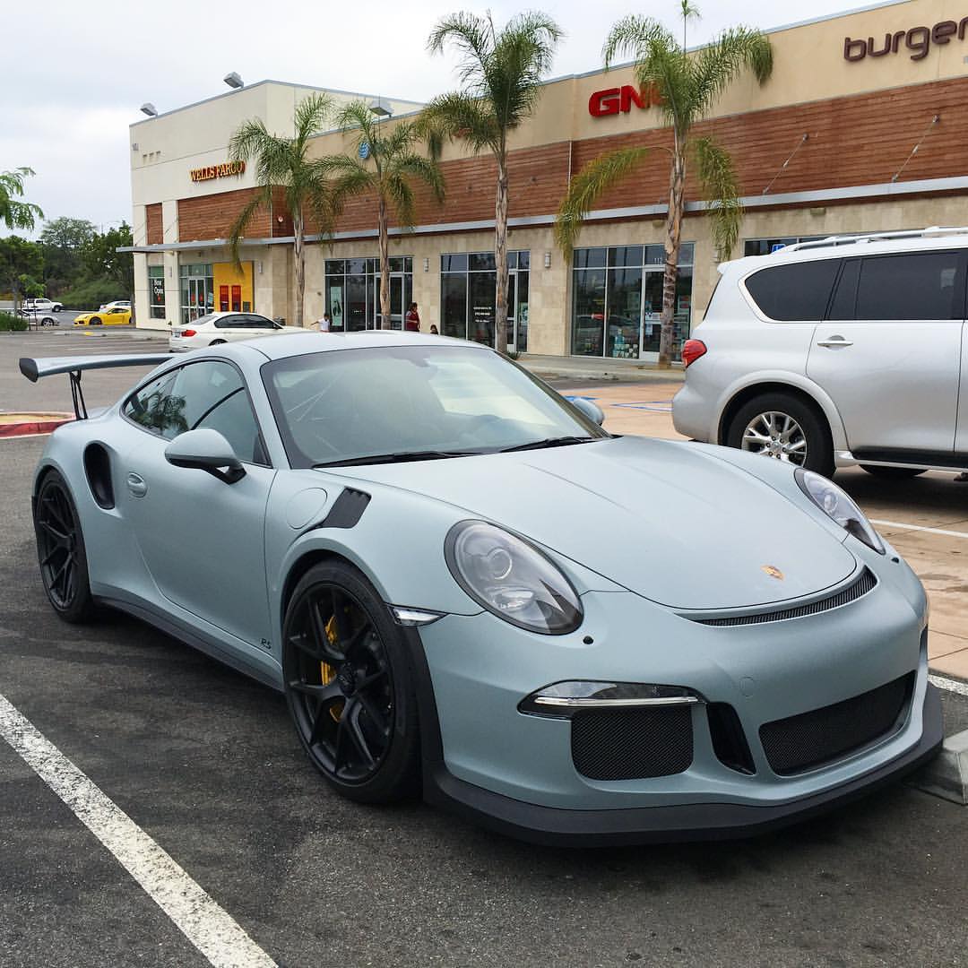 Beautiful GT3RS in battleship matte gray r/Porsche