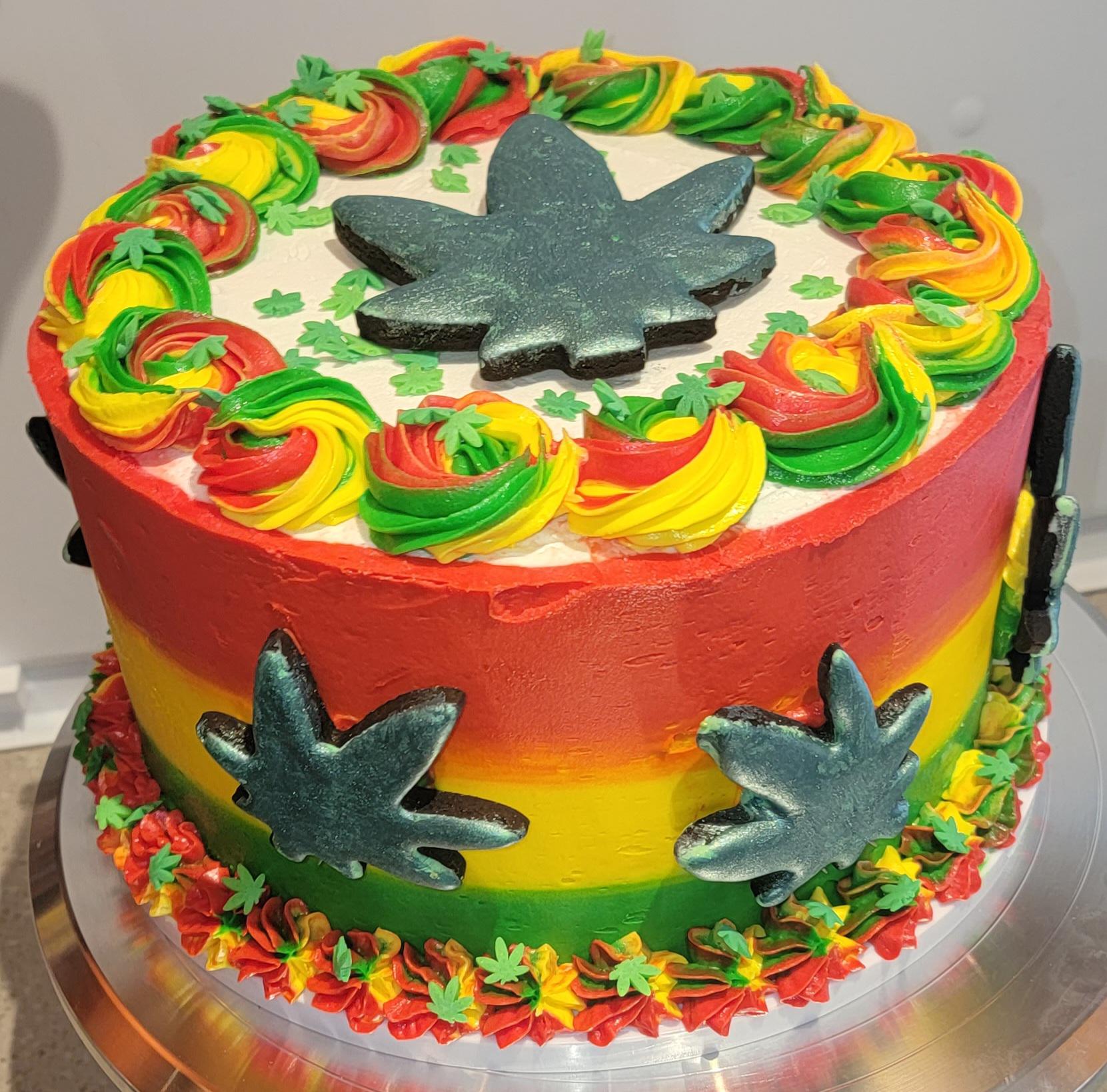 4 layer vanilla bean cake filled with a vanilla custard r/Baking