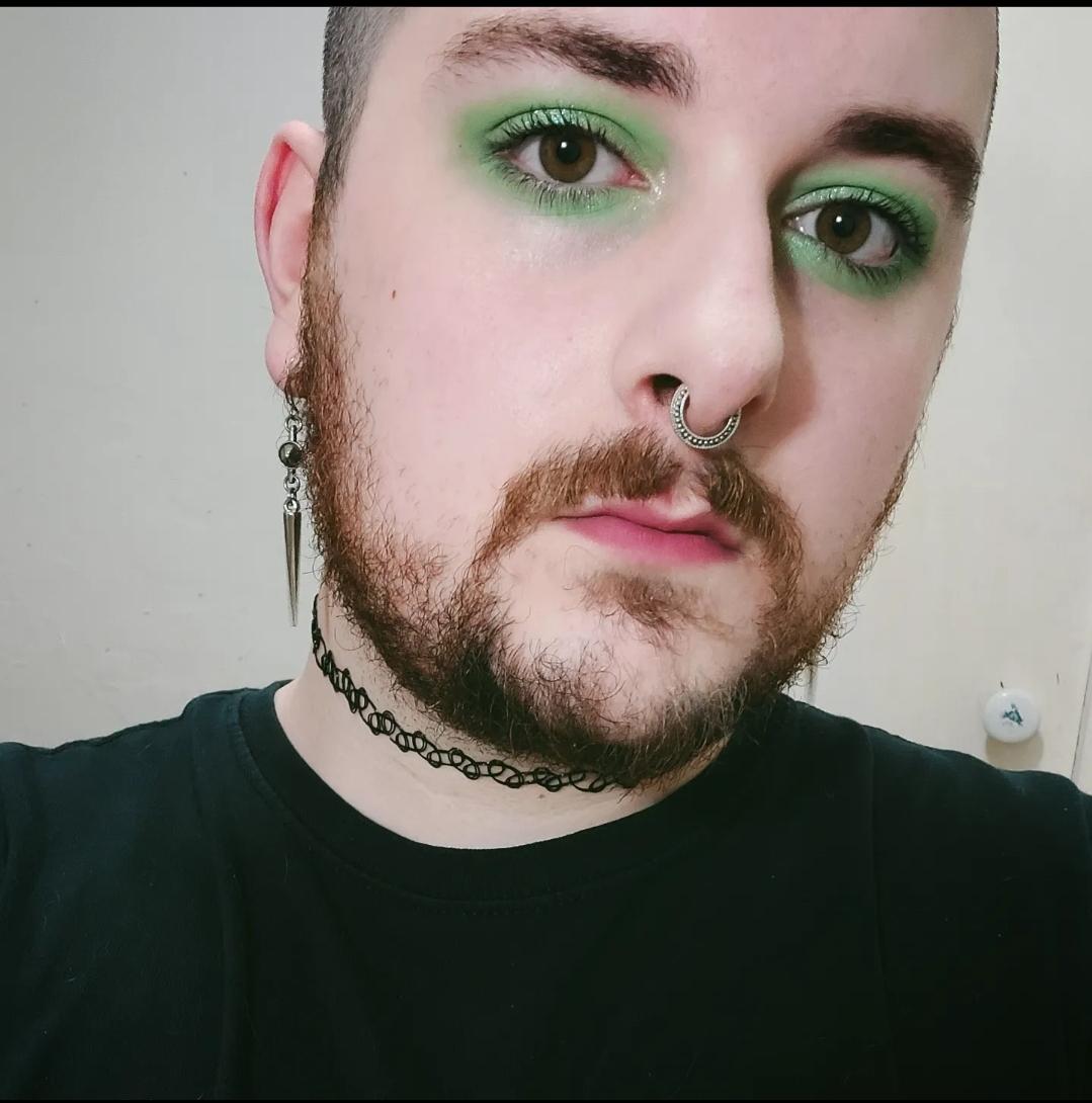 pastel green is the cutest color in the world, just a scientific fact 🧑