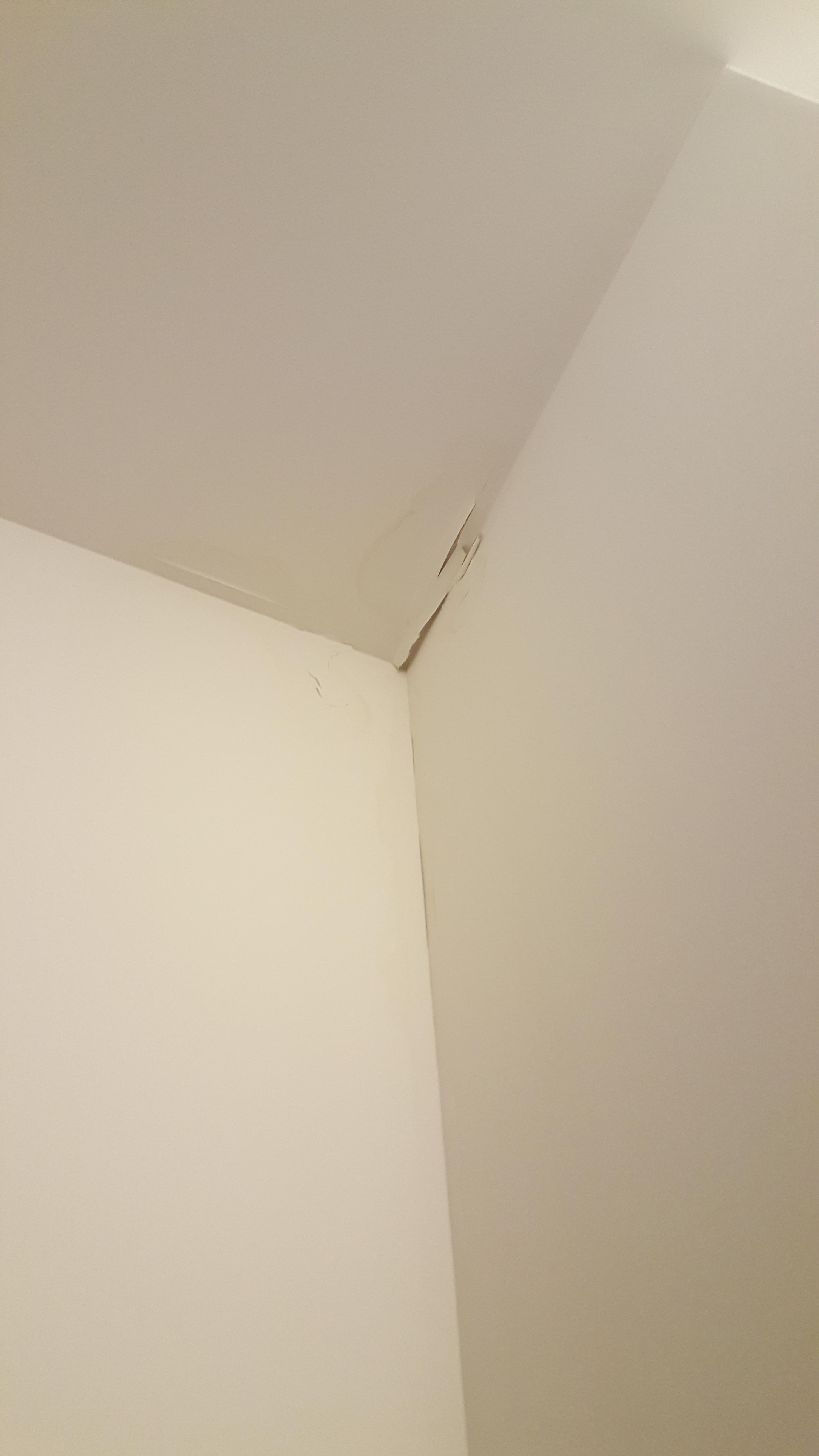Live in a condo. Water leak on our ceiling. Can this be from the unit above their shower or