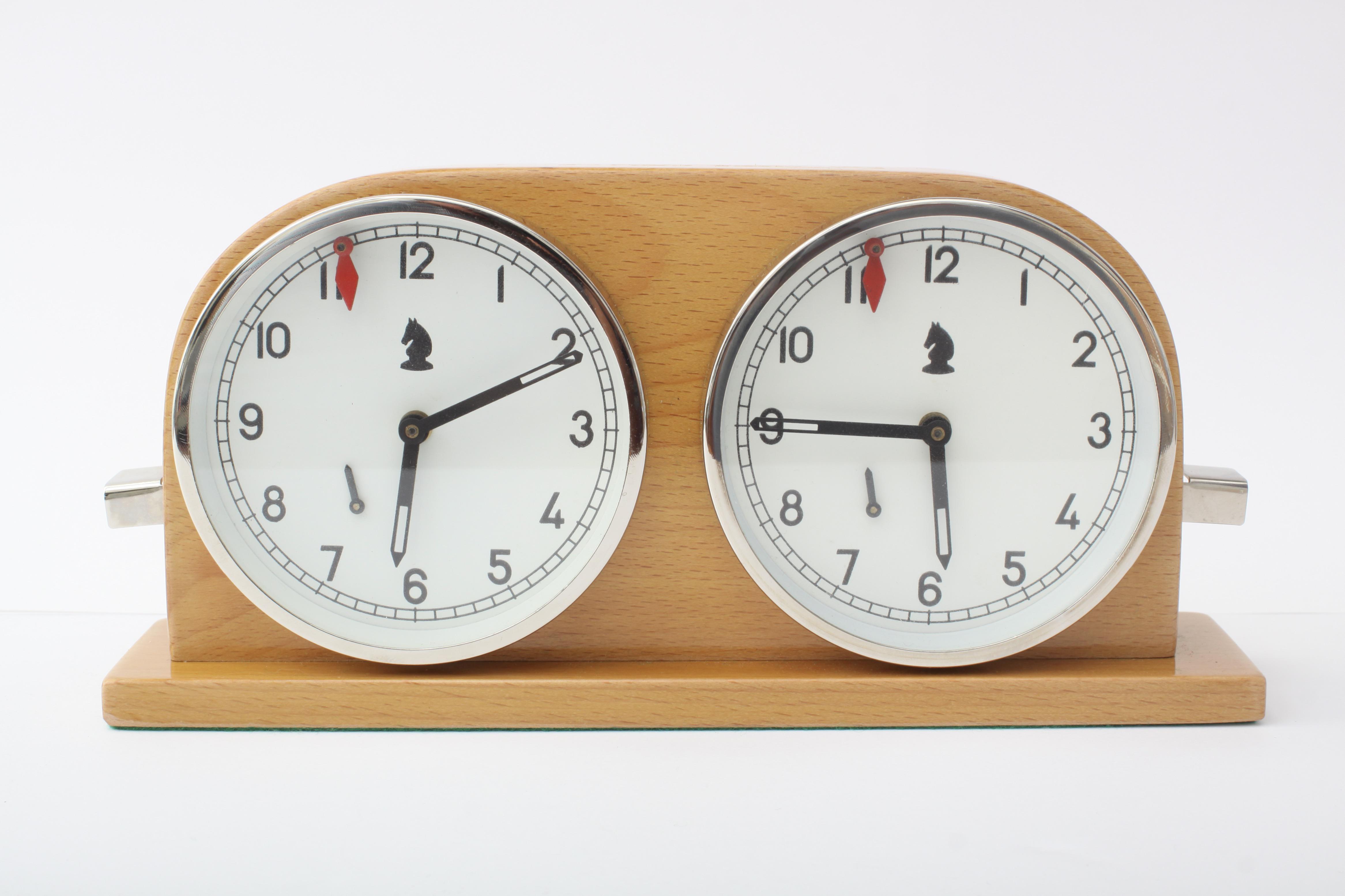 Vintage MOM Chess Timer, Clock c.19501960s 350 r/ChessSales