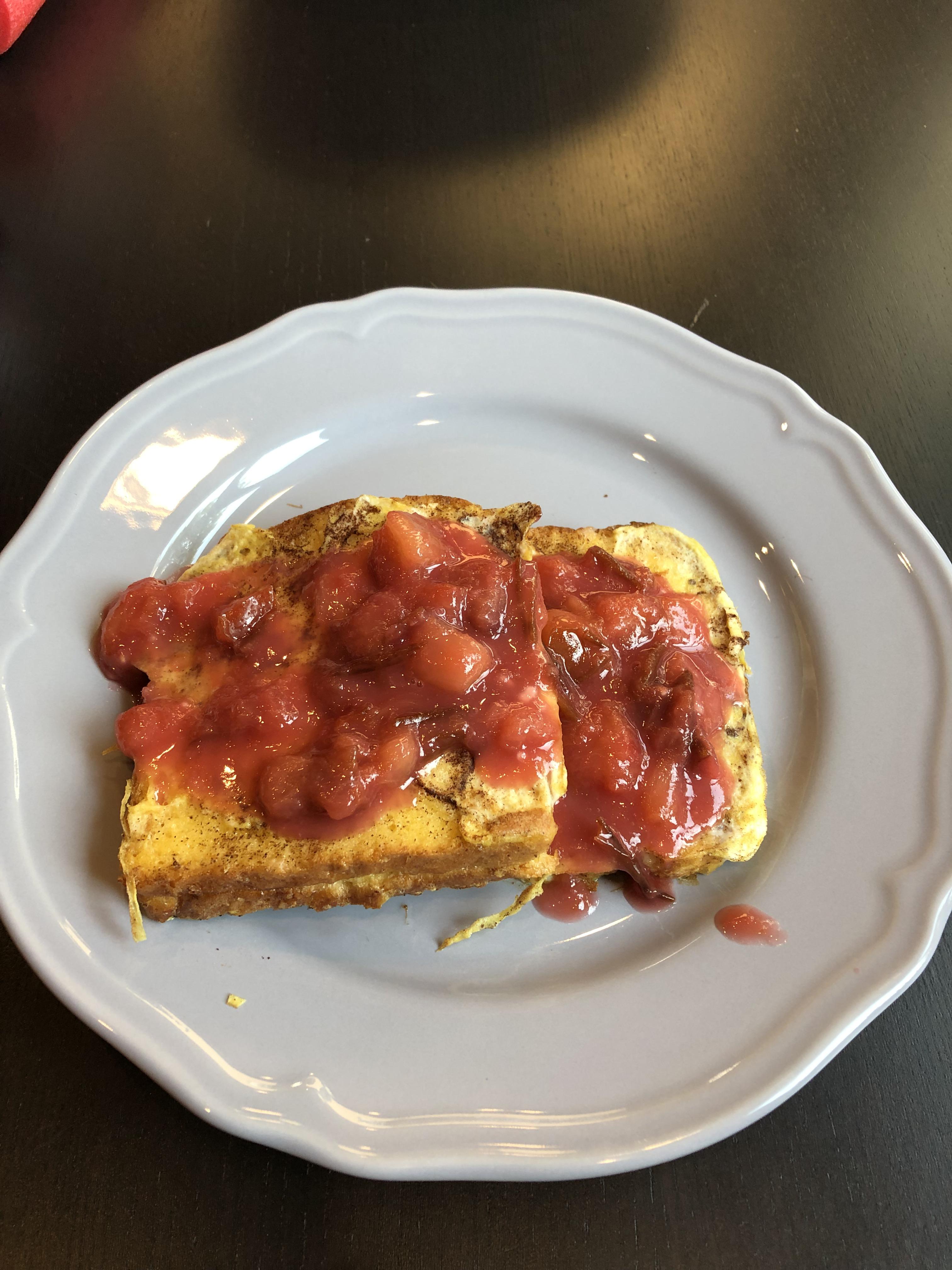 Japanese milk bread French toast with a pluot compote r/Breadit