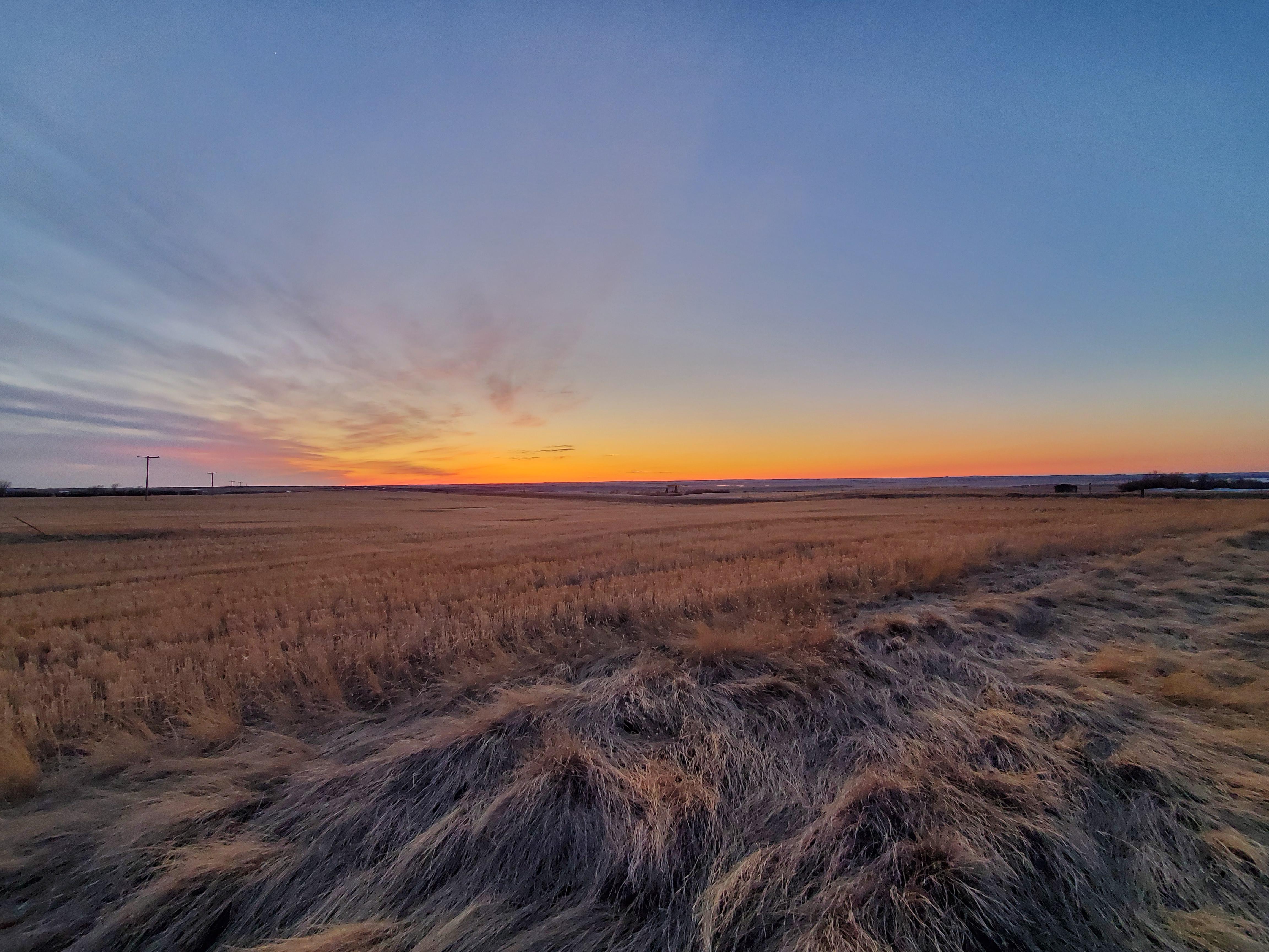 Prairie sunset r/saskatchewan