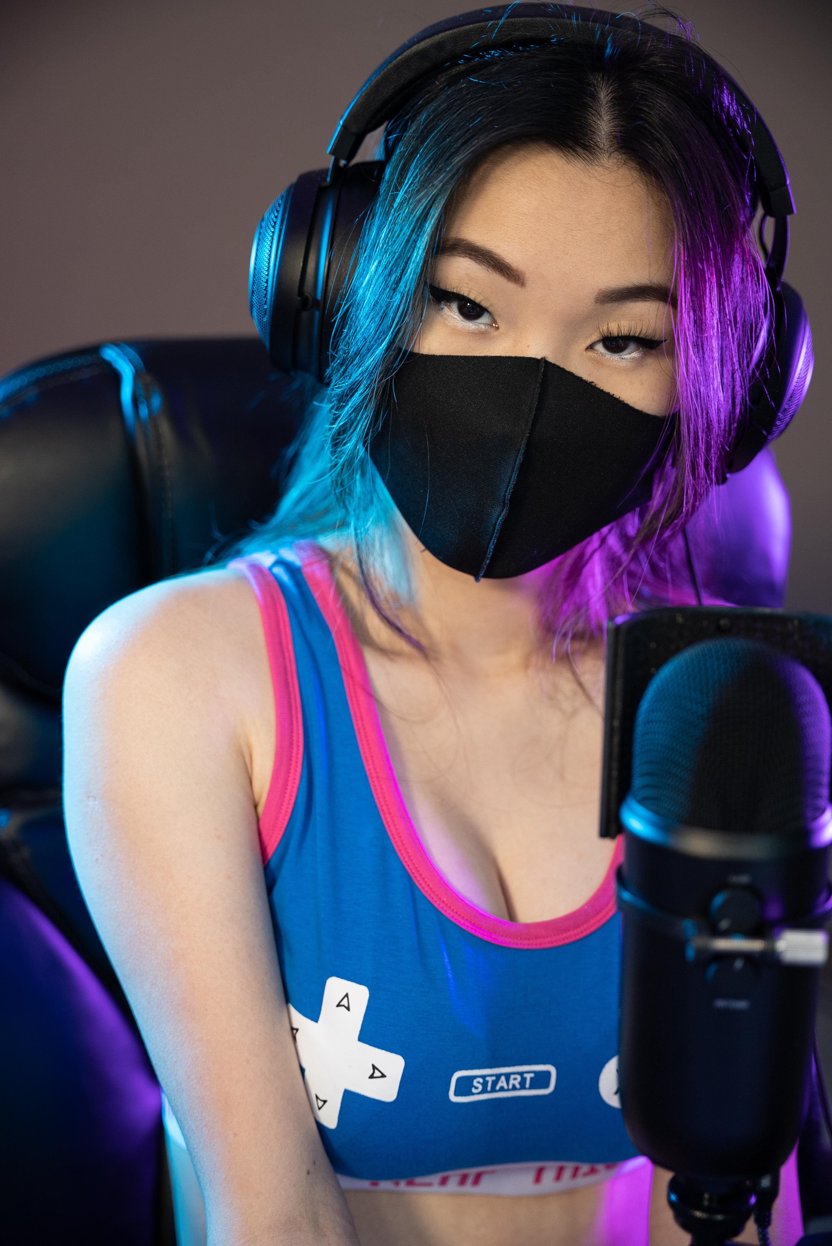 Lillie Nue (u/lillienue) - Reddit