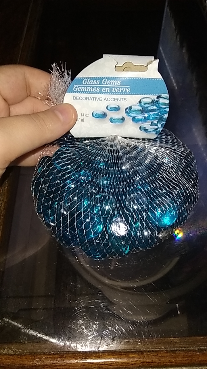 Are these safe for my shrimp/fish tank? r/Aquariums