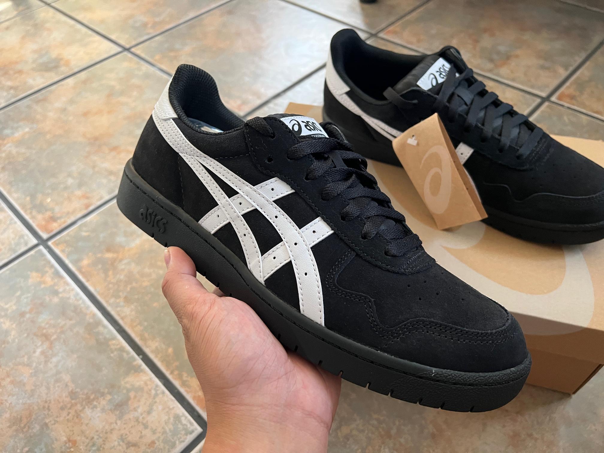 One of the most comfortable skate shoes I have ever put on. These are