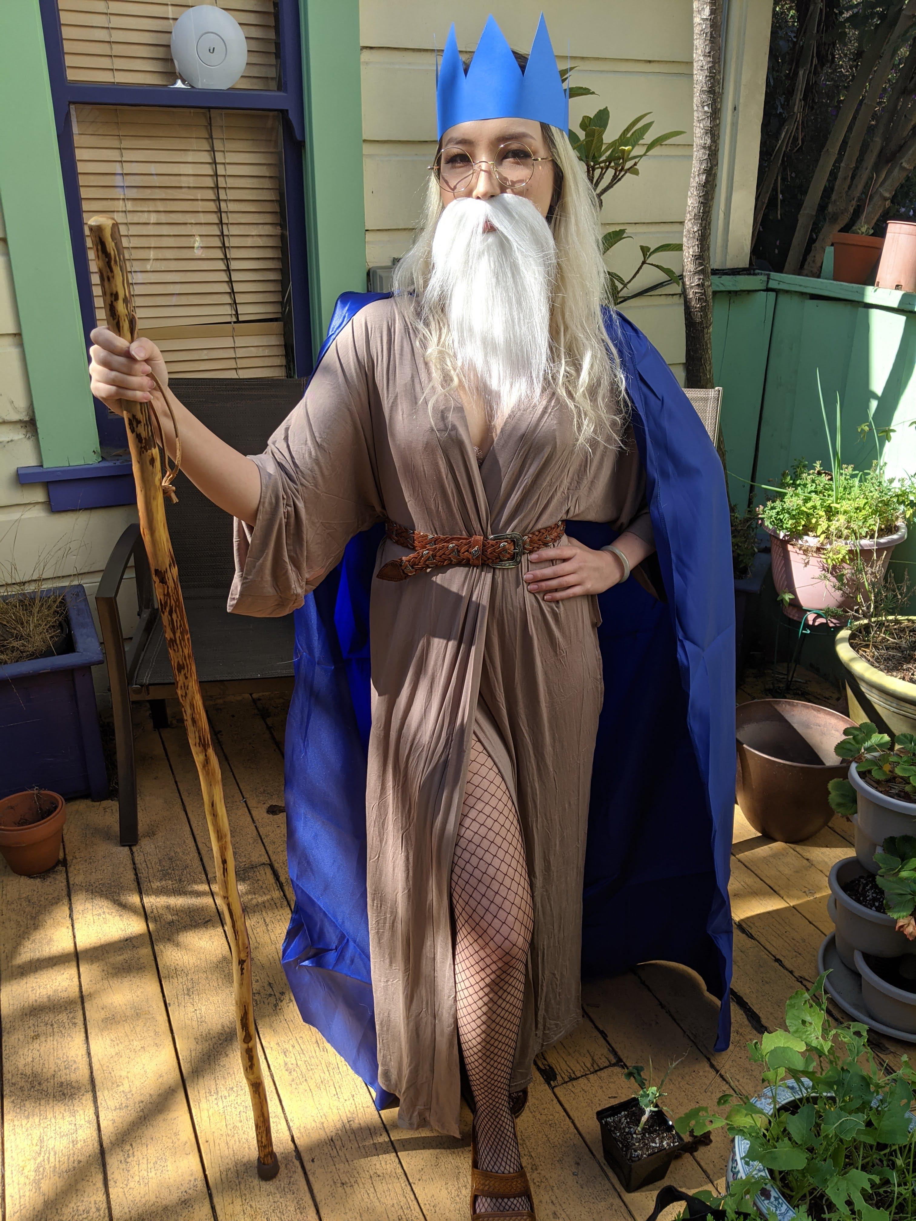 I put on my robe and party hat. r/2007scape