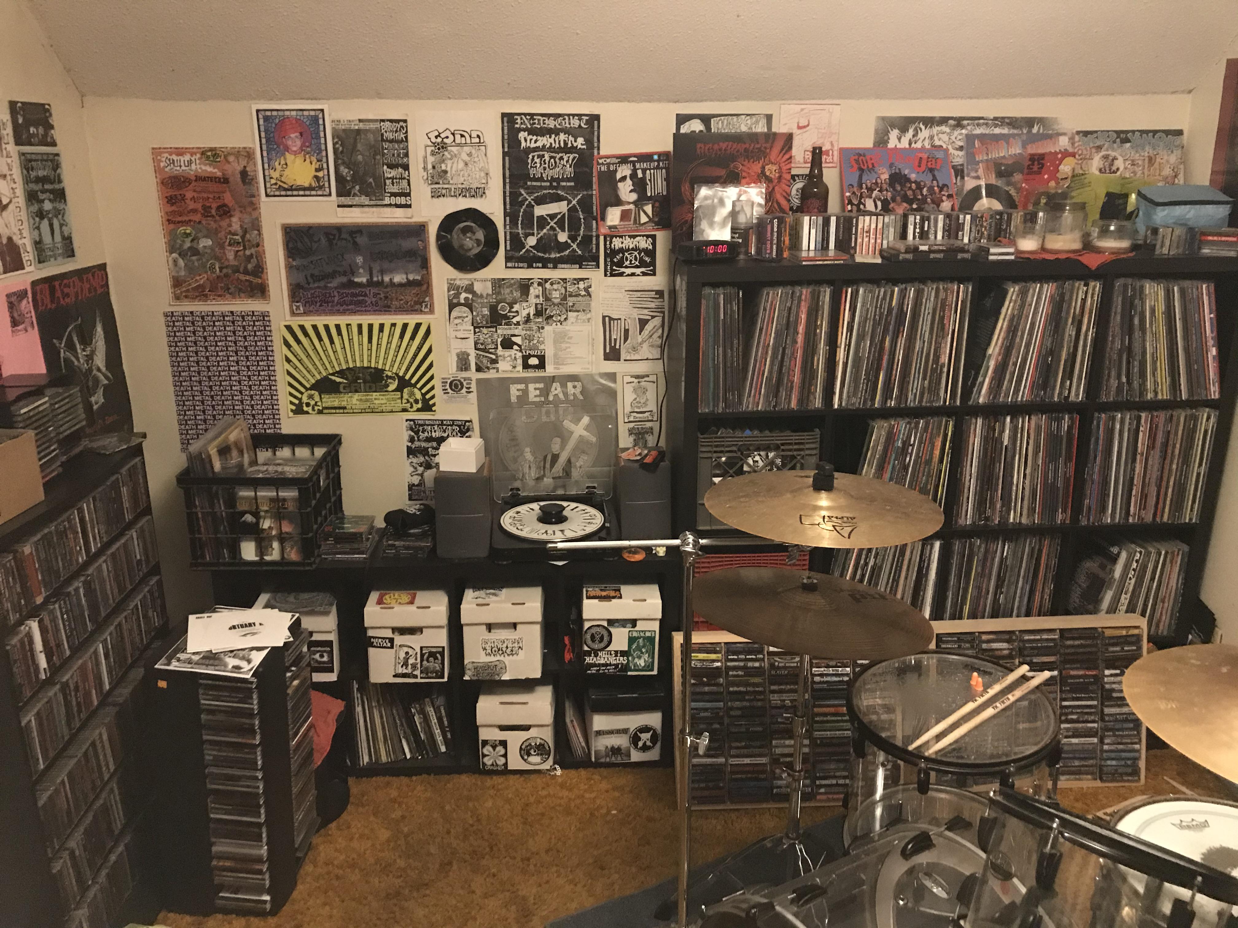 Record room/jam space r/vinyl