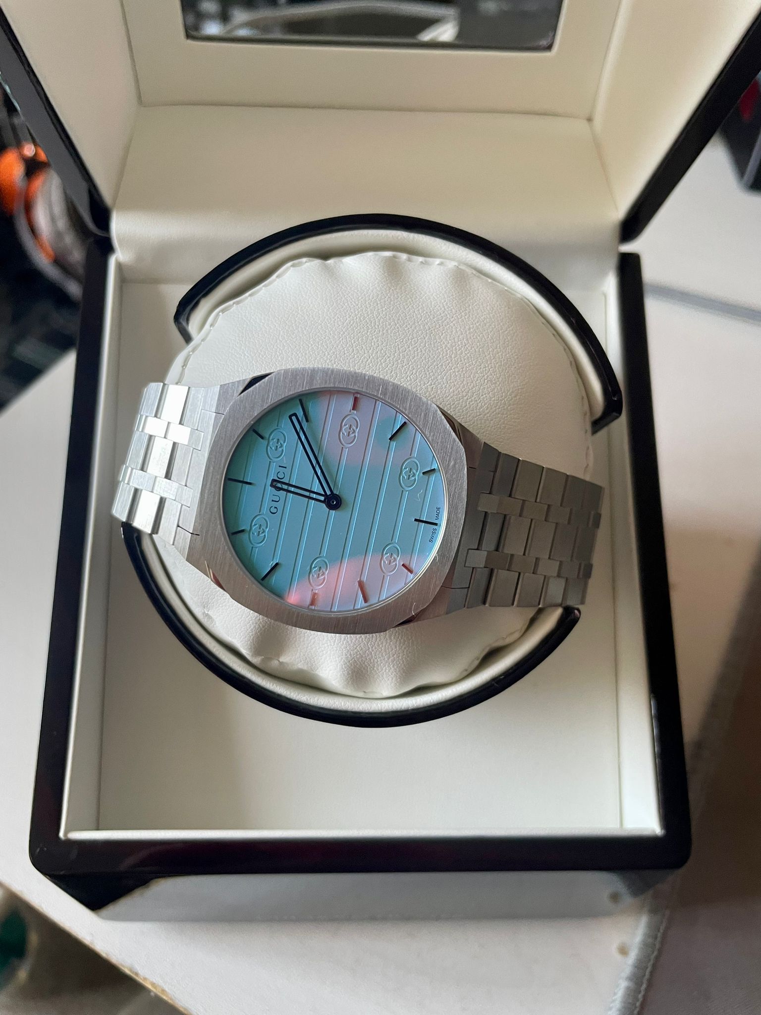[Gucci 25H] Not much content on these going around? r/Watches