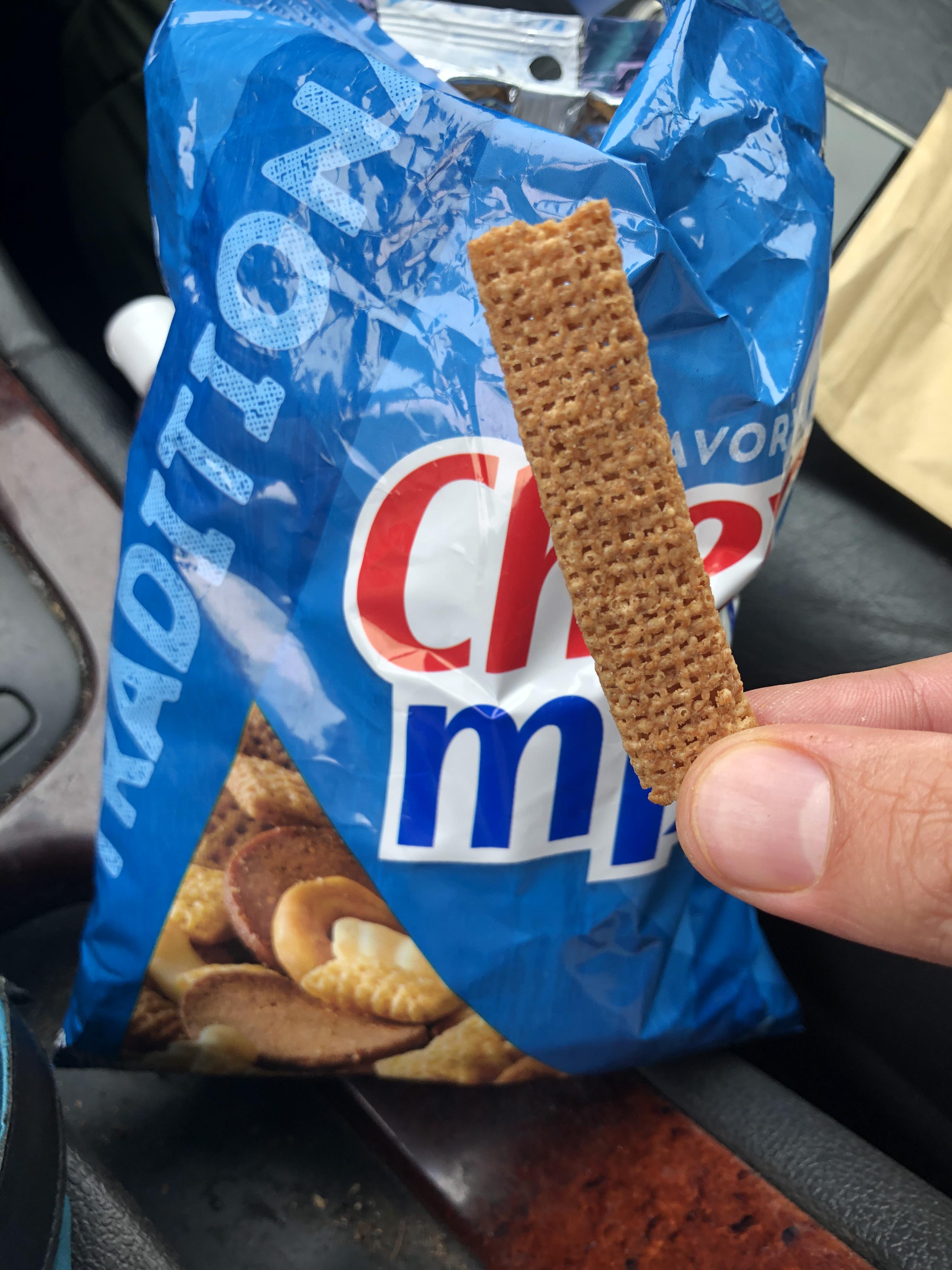 I found an elongated piece of Chex mix r/mildlyinteresting