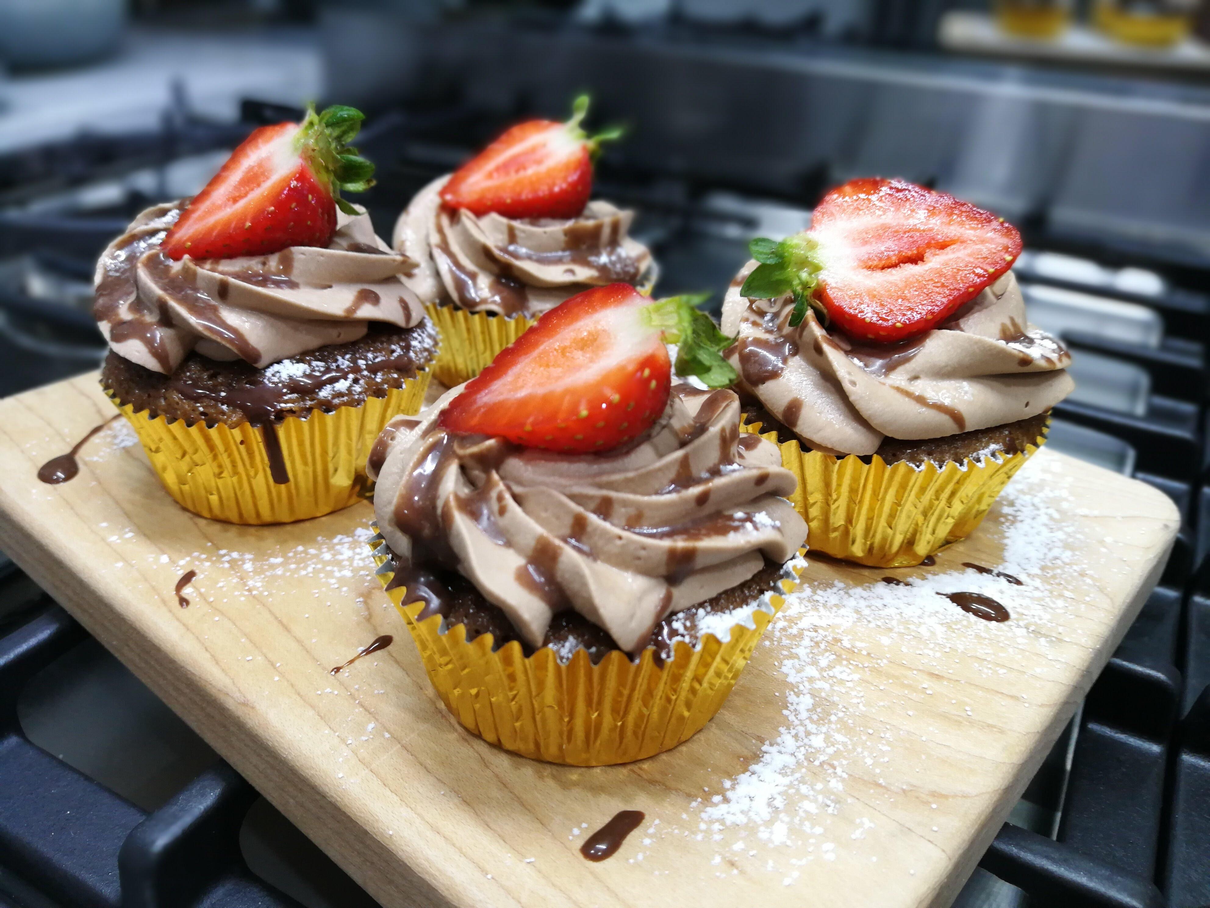[Homemade]Chocolate cupcakes r/food