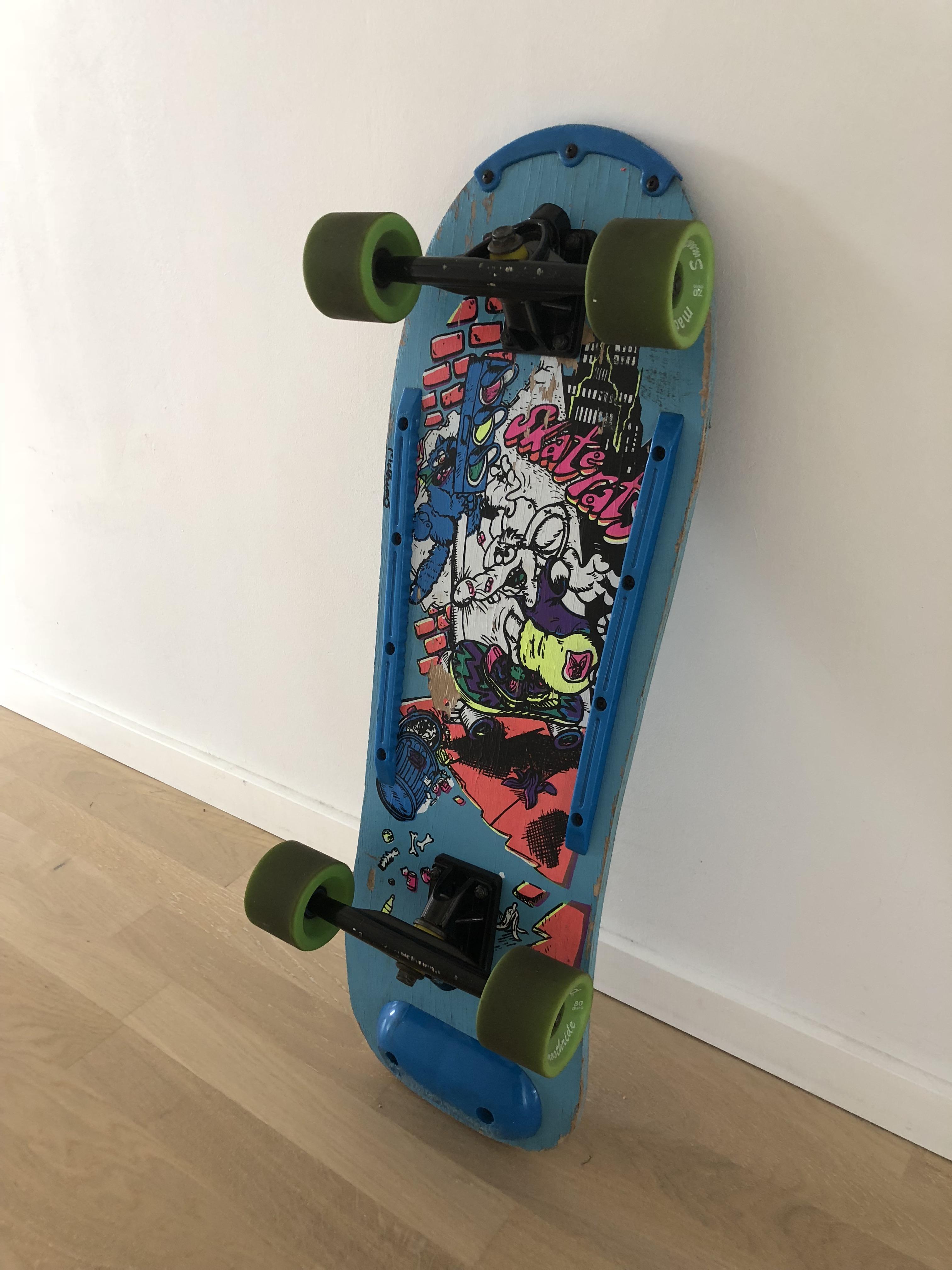Restored my old skateboard (1995) with trucks from my first longboard