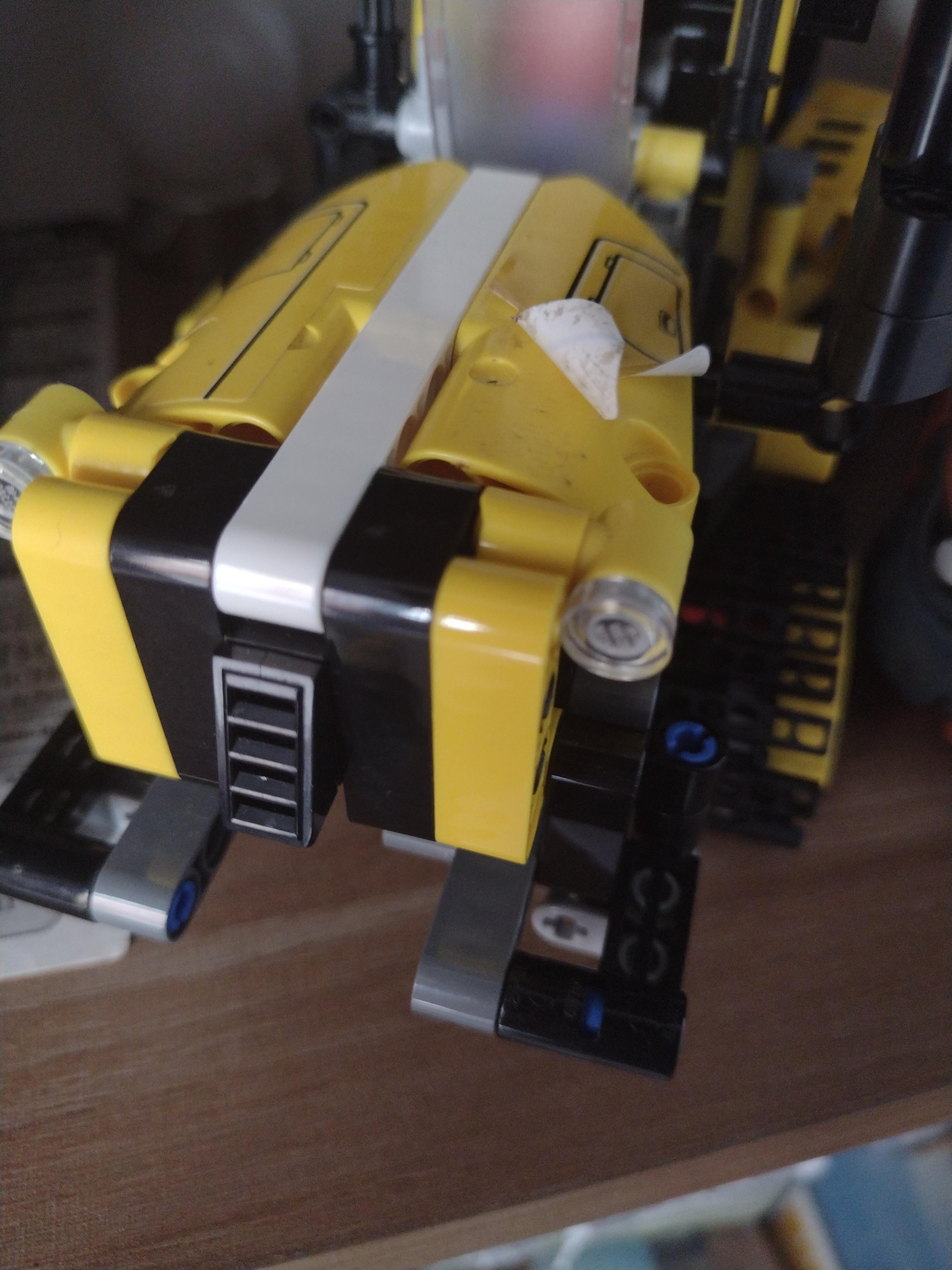 This is why I don't like stickers lego