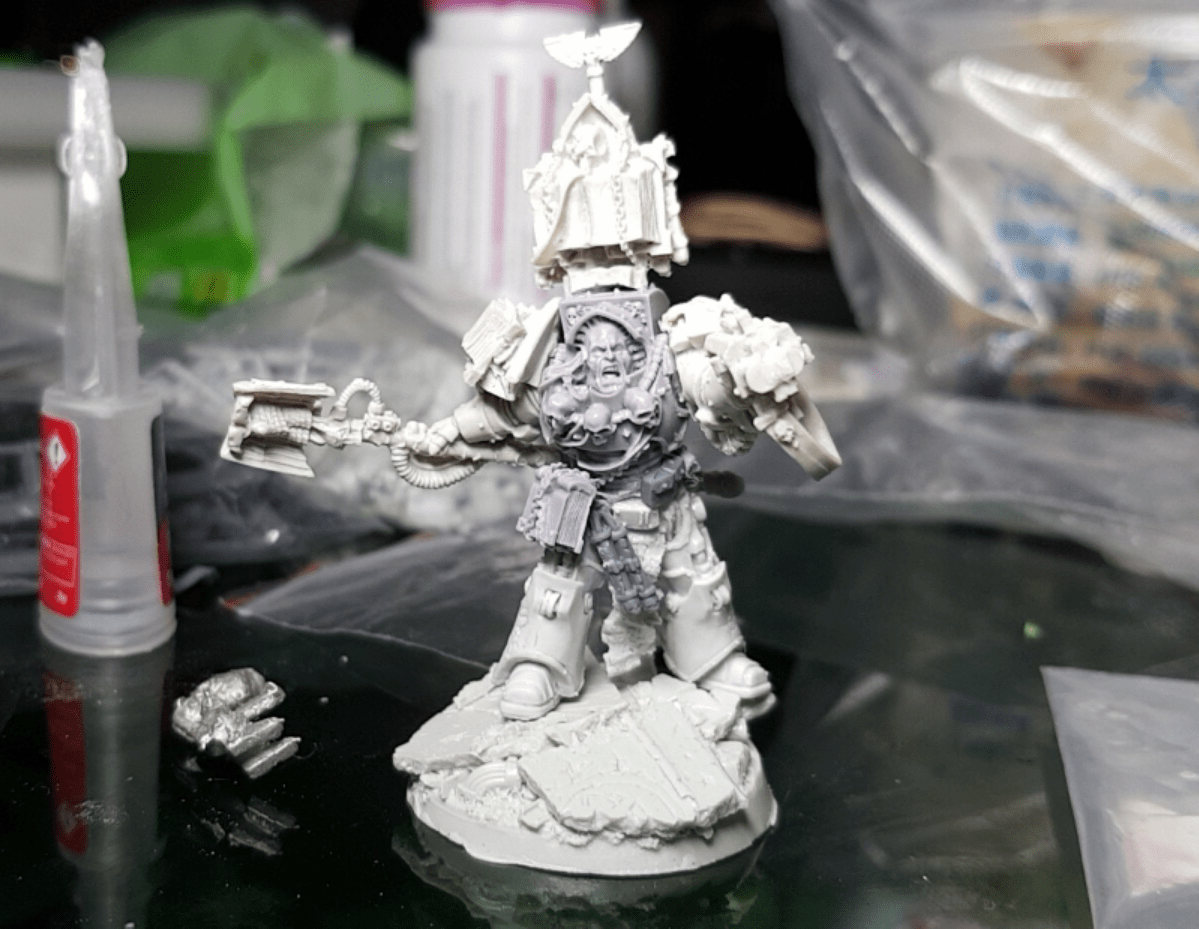 Iron hands Librarian r/IronHands40k