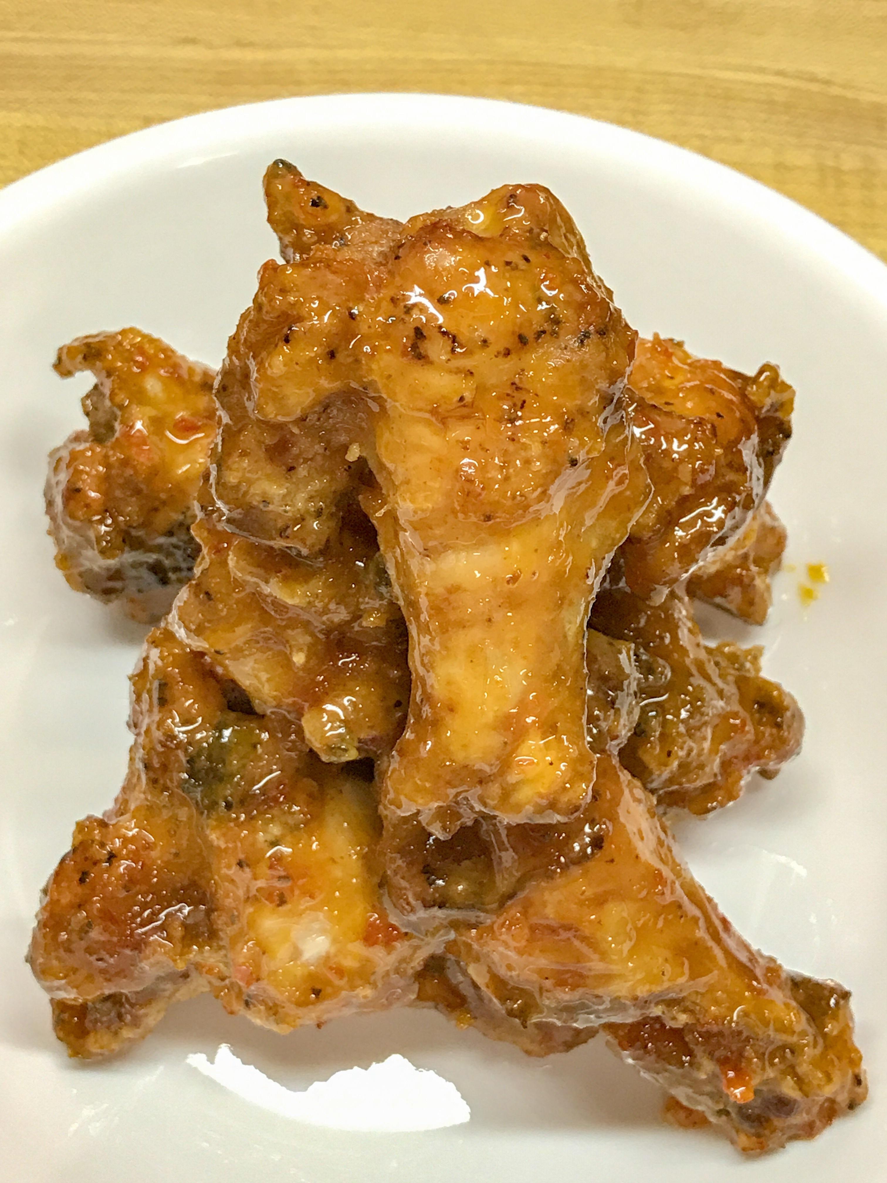 [HomeMade] Smoked Wings then Fried tossed with Ghost Pepper Glaze! r/food