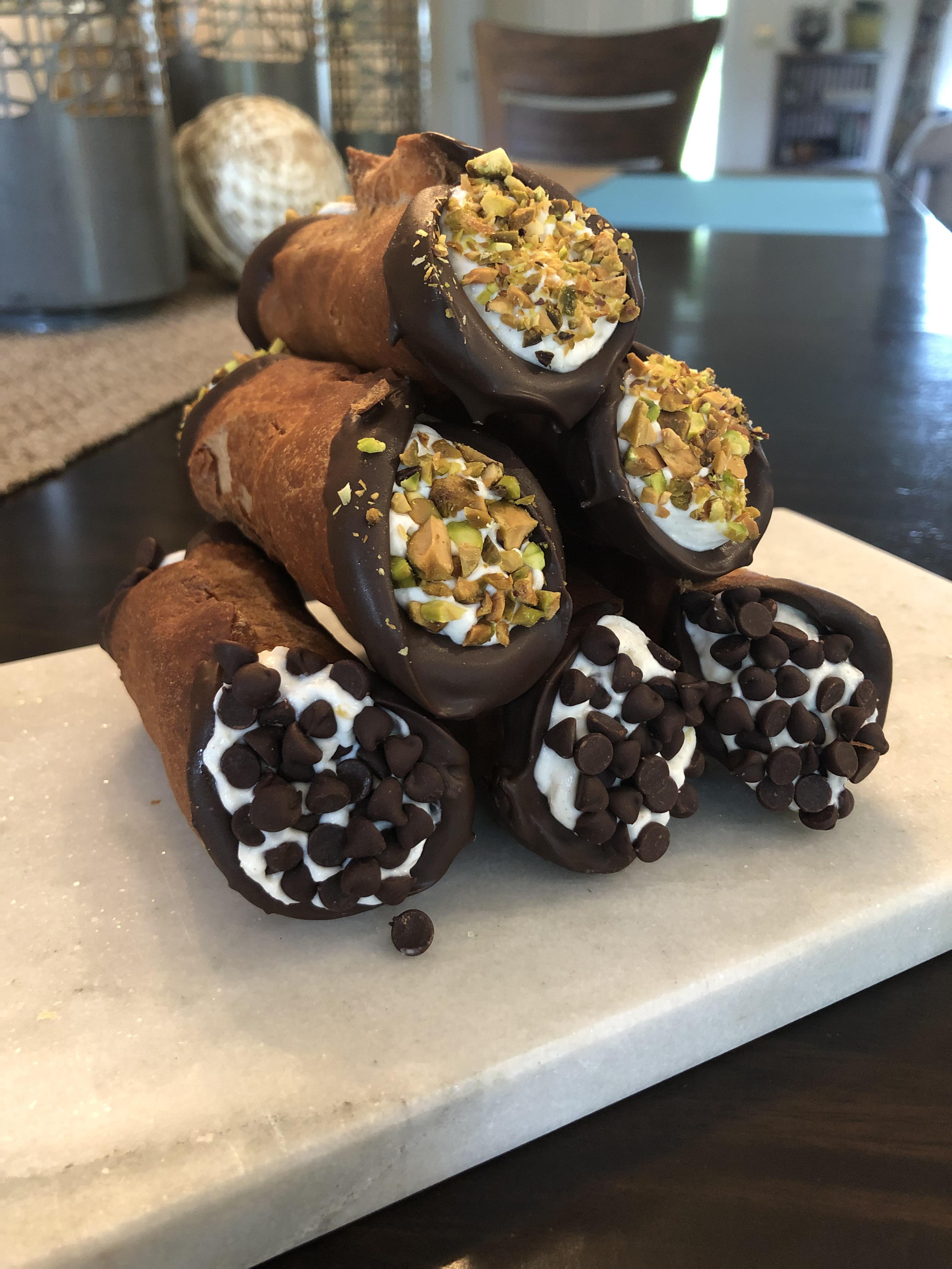 [homemade] cannoli with ricotta and candied orange peel. r/food