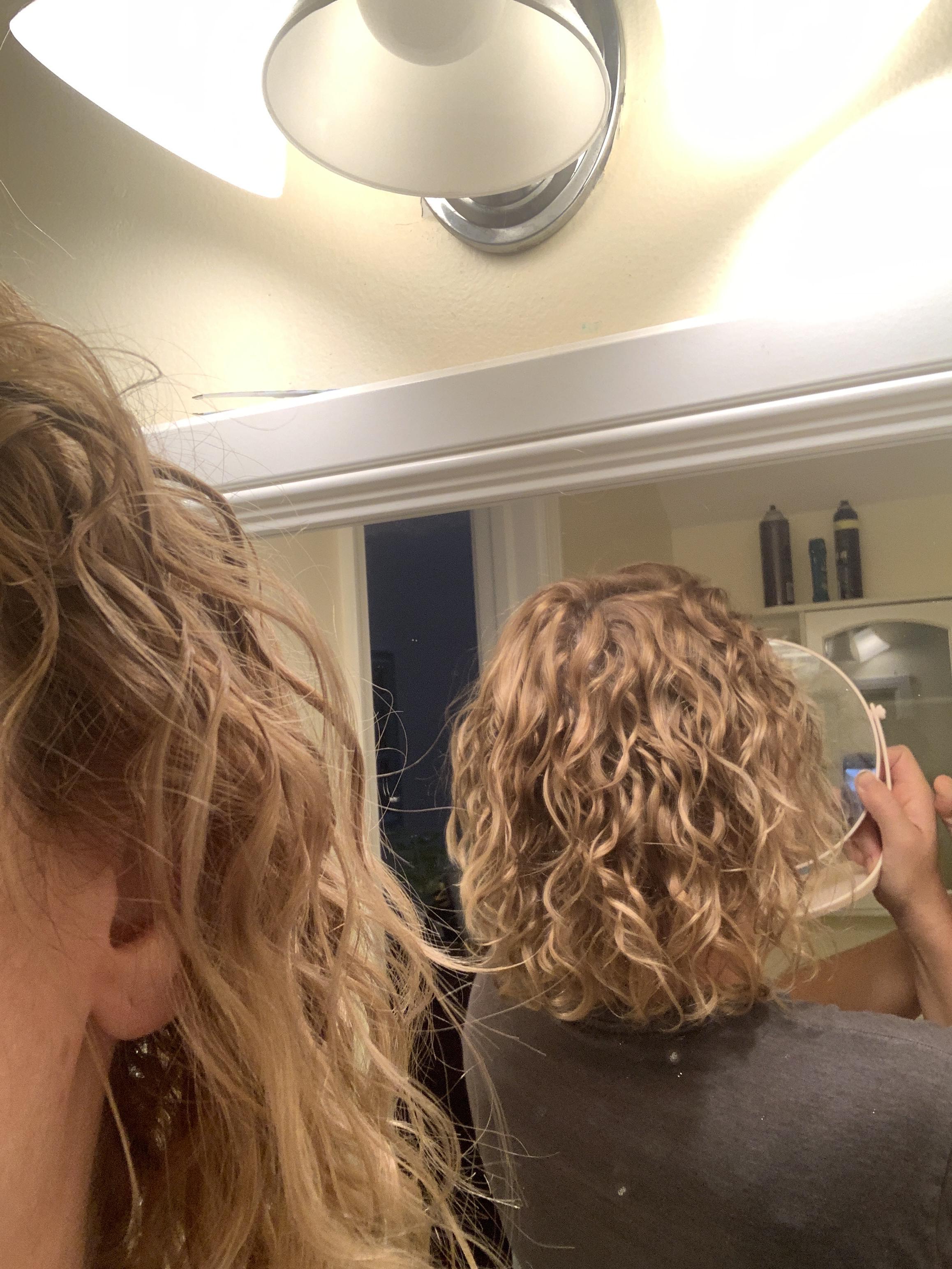 Had an extra good hair day today. Anyone else have wavecurls? They are