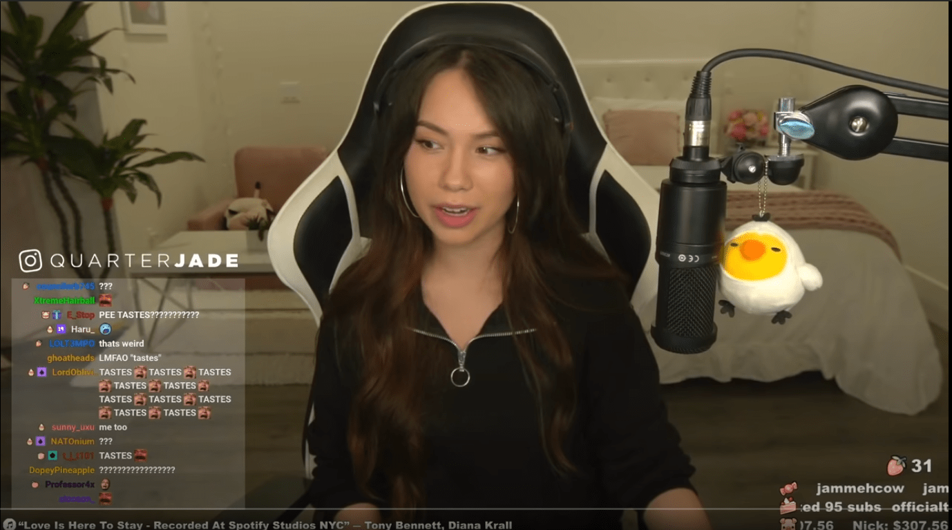 Does anyone know where Jodi's sweater is from? r/Quarterjade