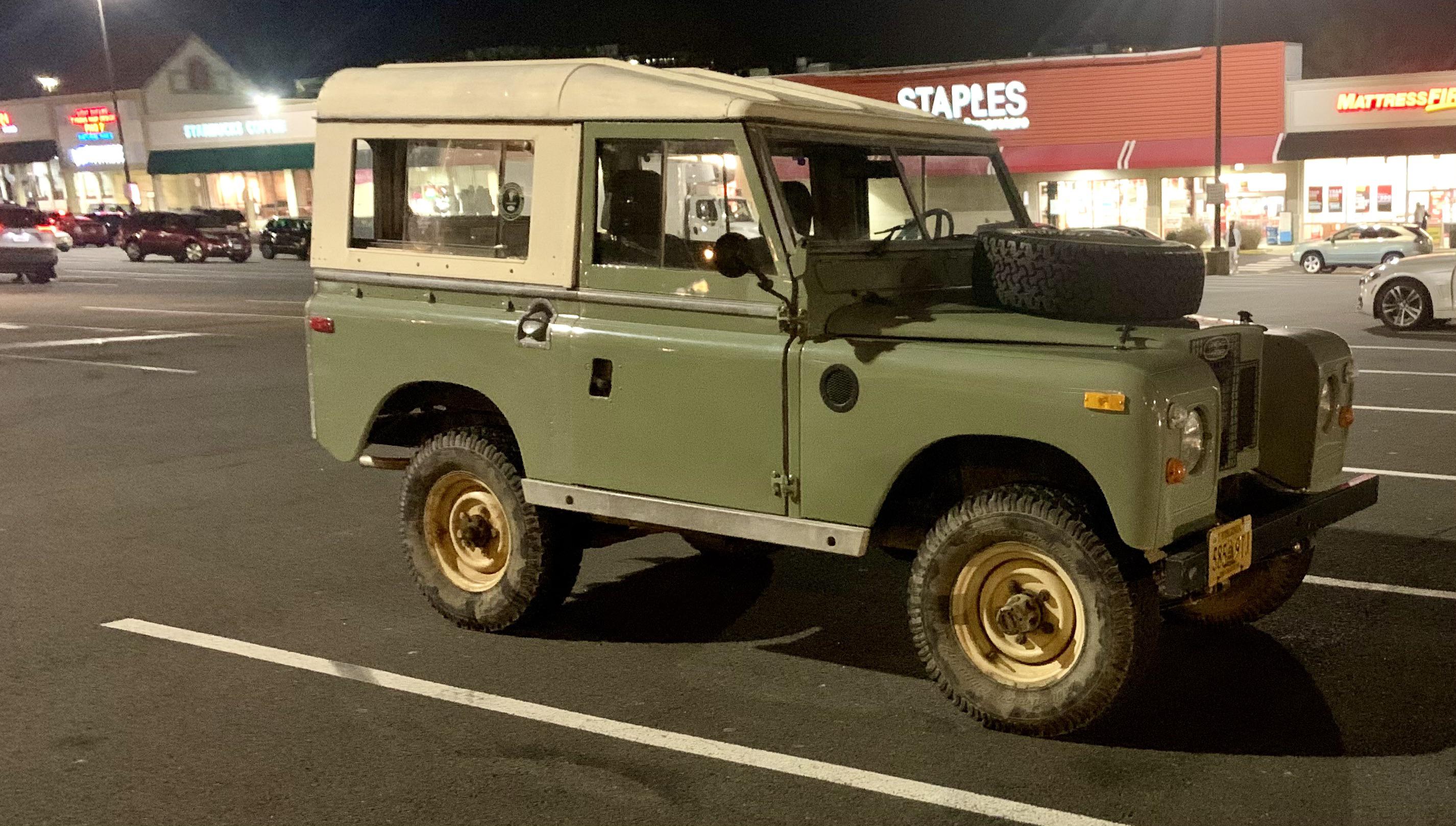 [Land Rover Series 1] seen in Tysons Corner today r/spotted