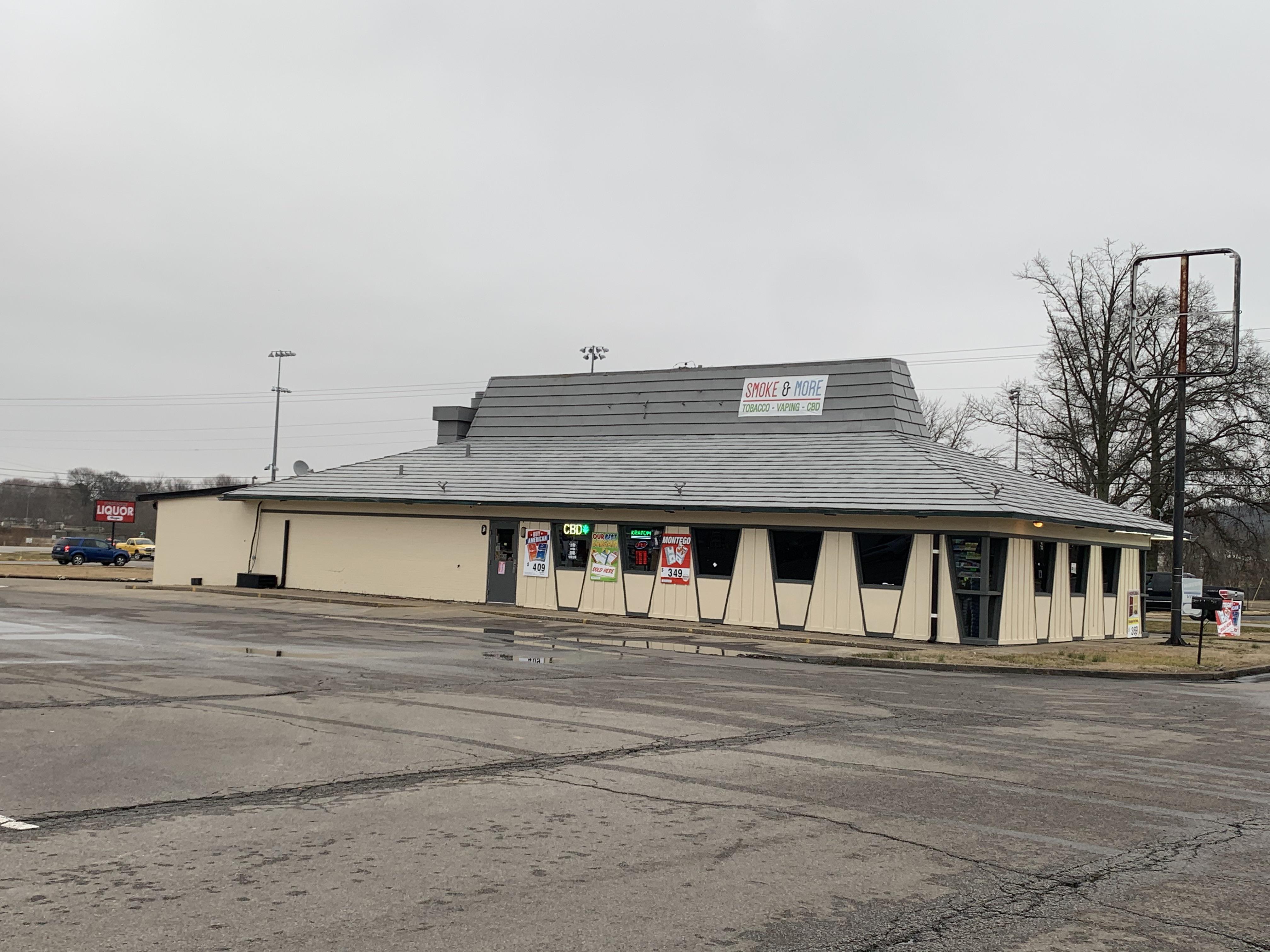 Russellville, Ky, USA. r/FormerPizzaHuts