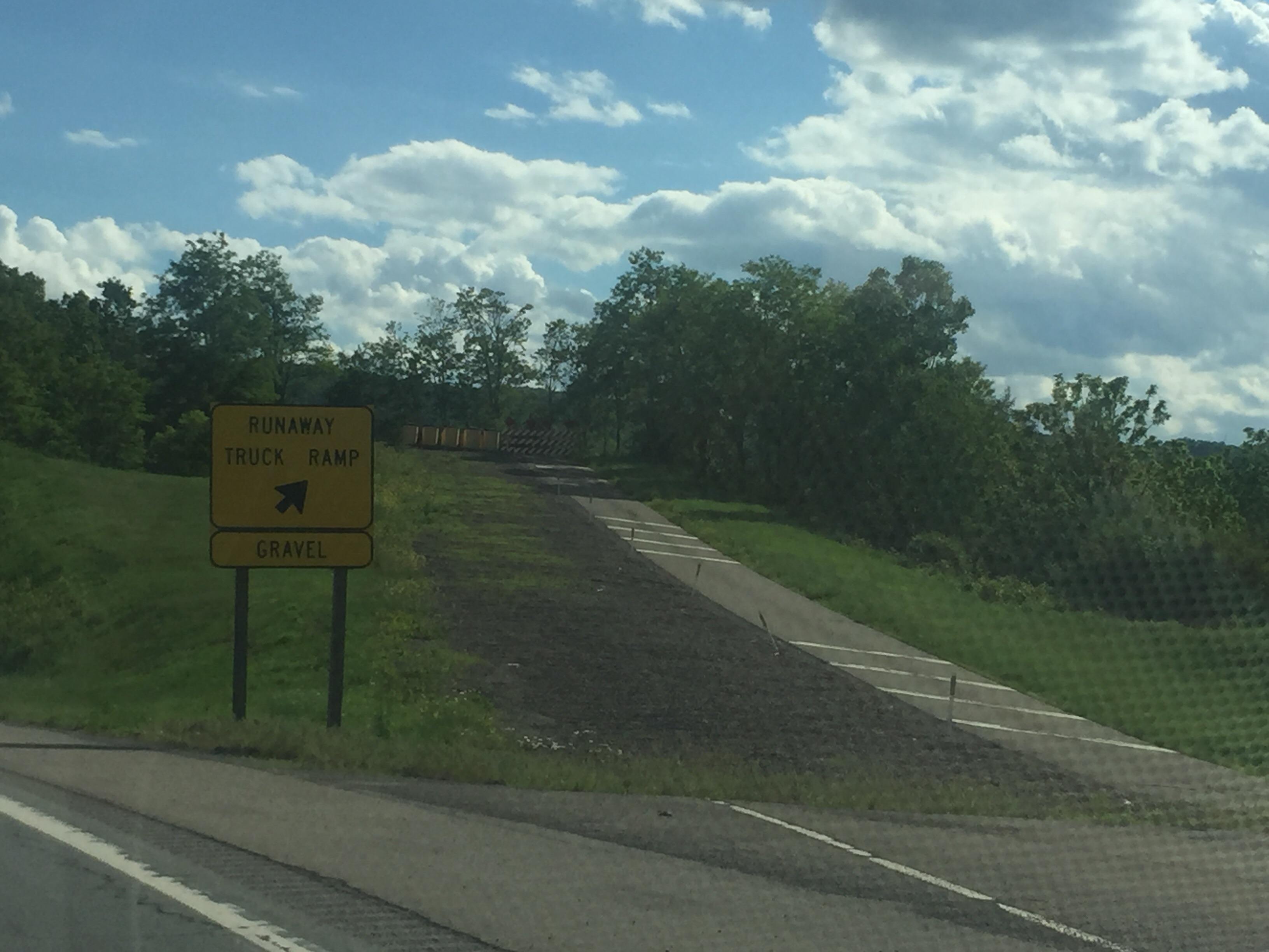 This mountain has a ramp for runaway trucks r/mildlyinteresting