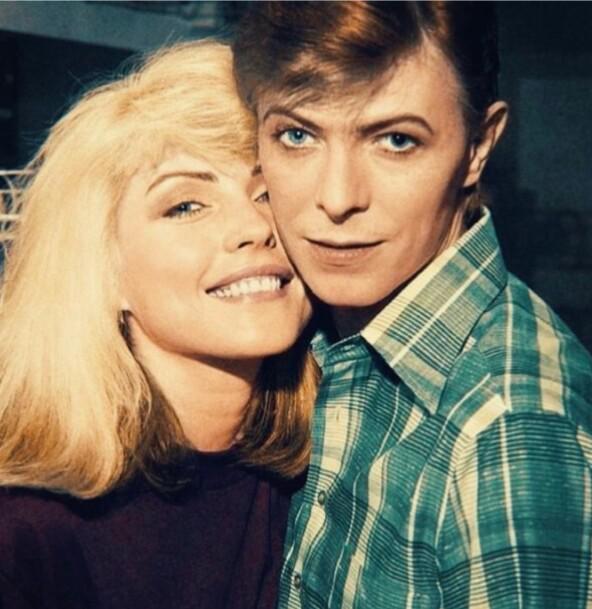 Debbie Harry and David Bowie 1970s r/OldSchoolCelebs