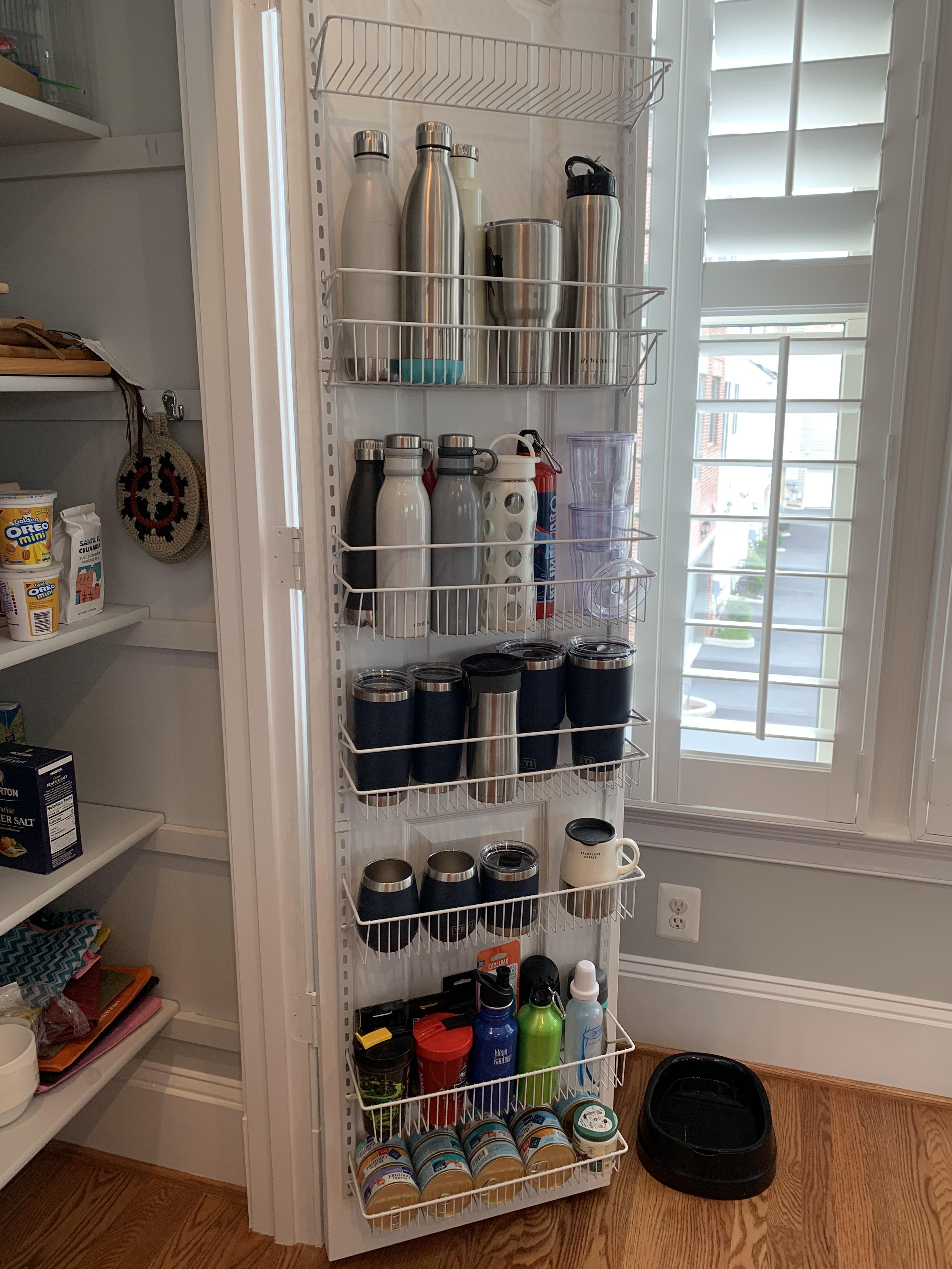 Water bottle storage 🙌🏼 OrganizationPorn