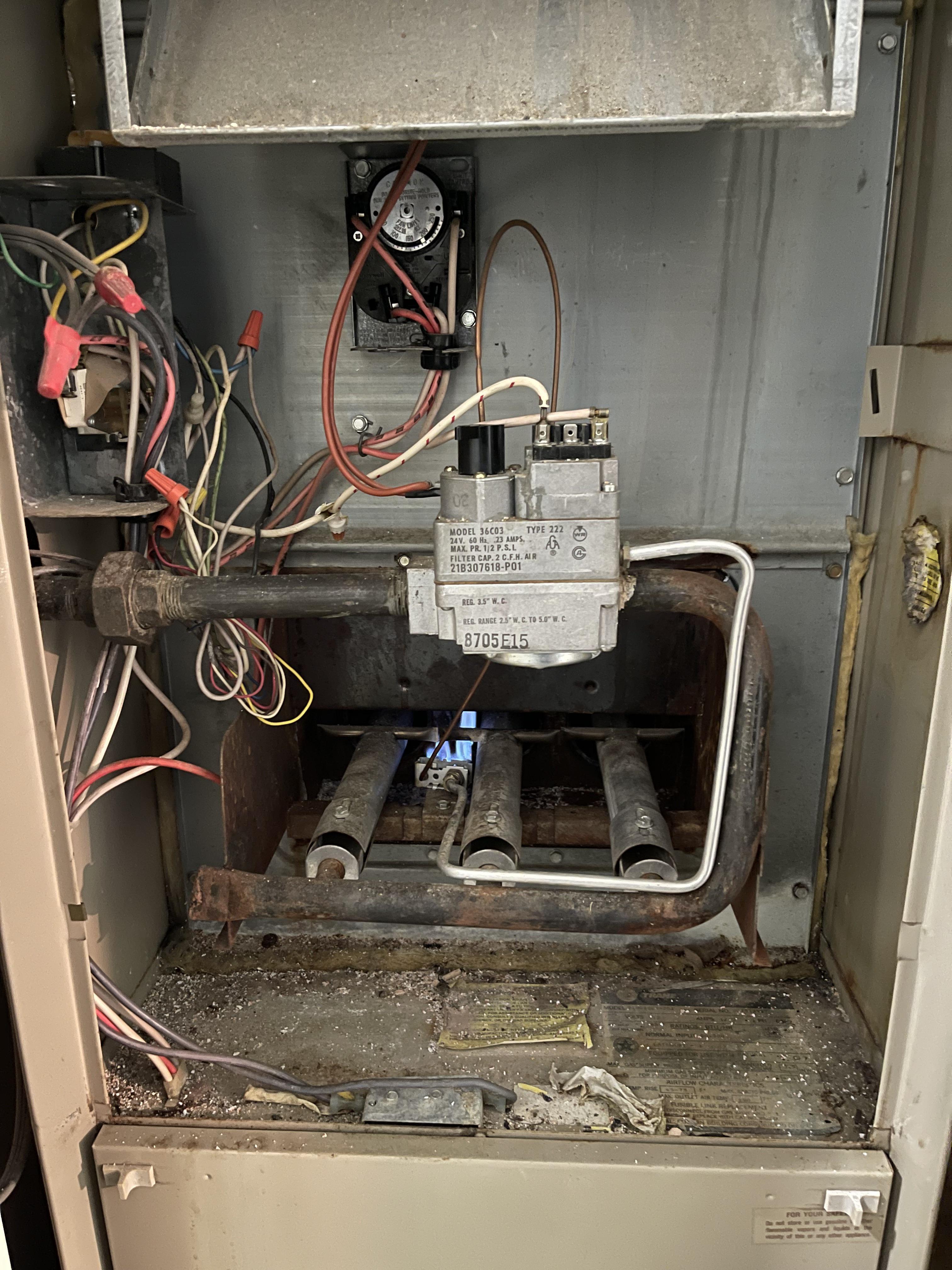 Heat tubes not staying lit, need some help r/hvacadvice