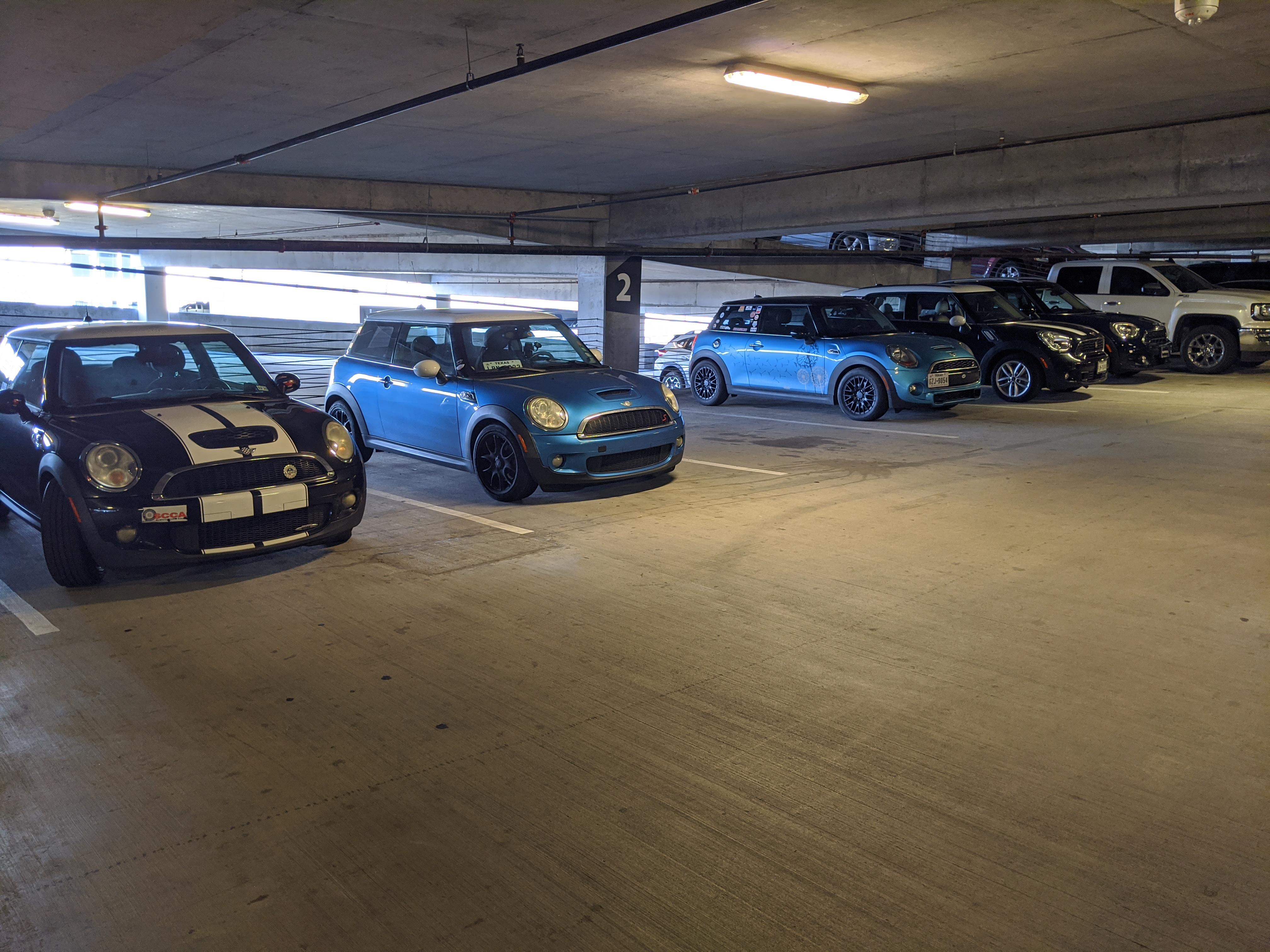Metroplex Mini (Dallas, Tx Mini club) Christmas party today! r/MINI