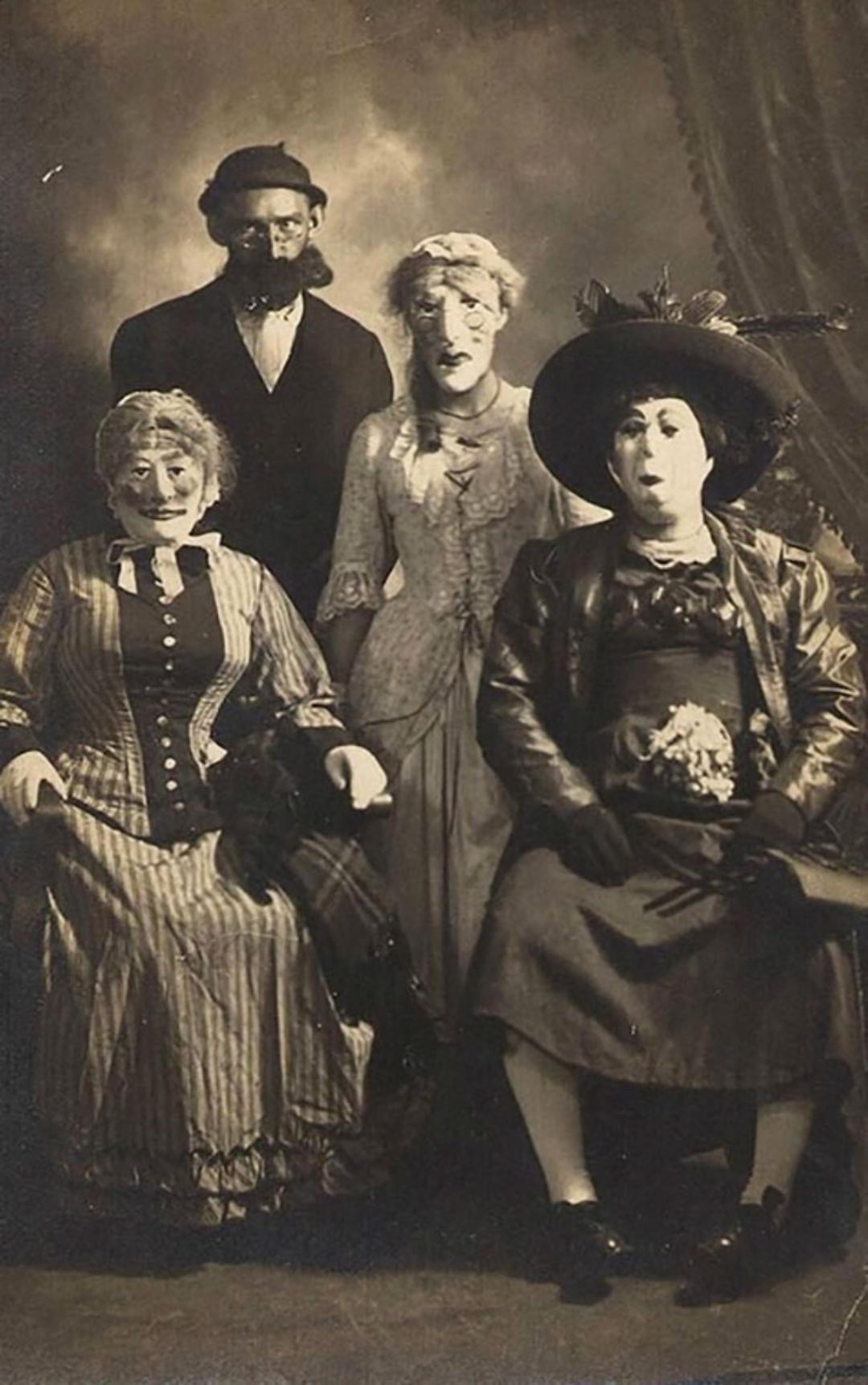 Victorian Halloween Costumes VictorianEra