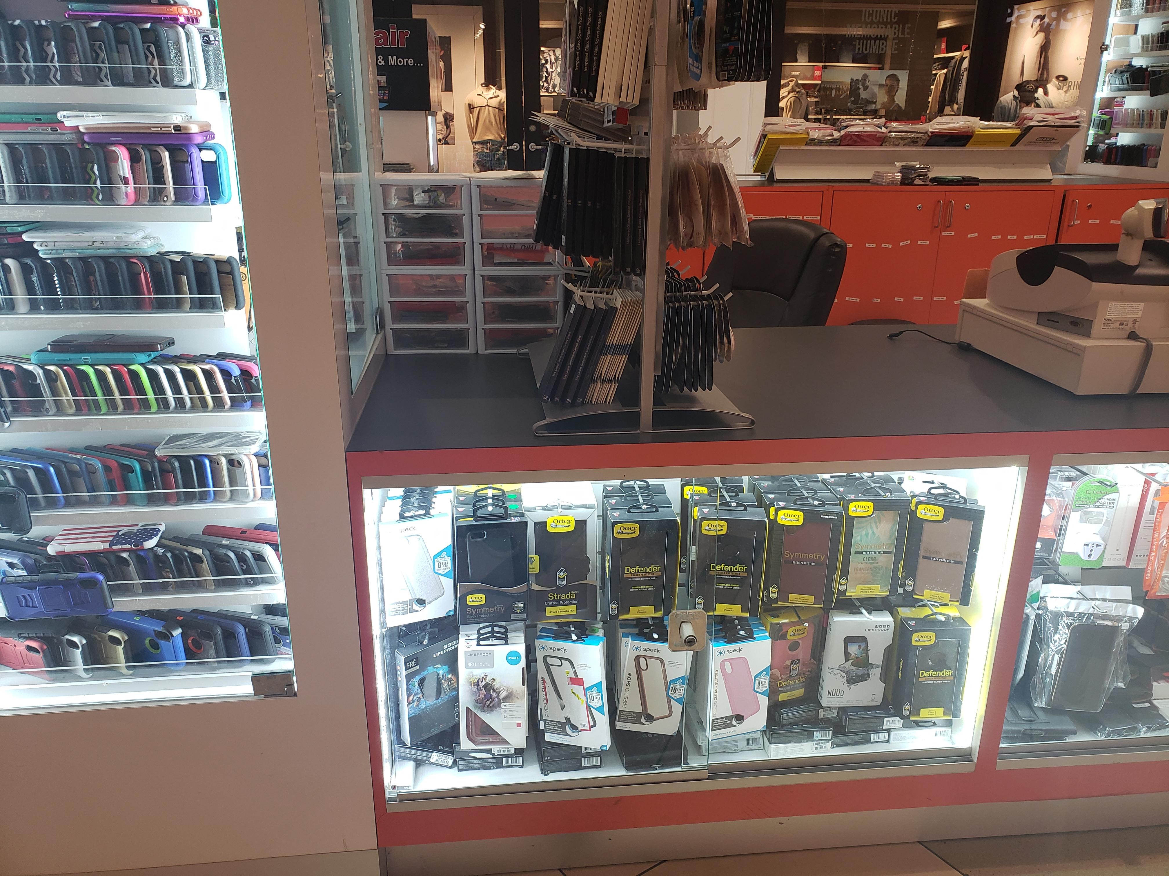 Mall kiosk has PRC phone cases 😂 r/Bestbuy