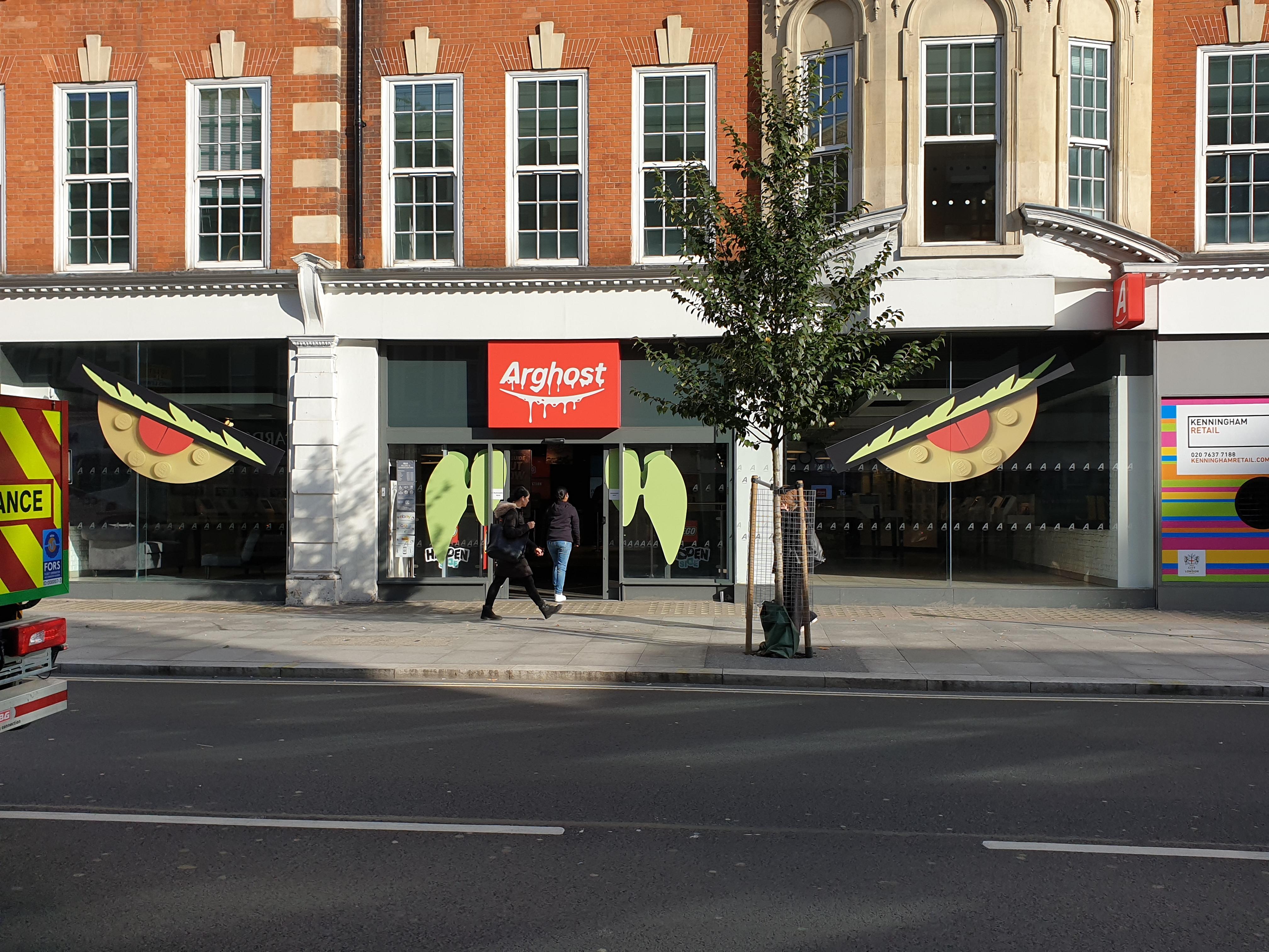 42 best Tottenham Court Road images on Pholder London, Warhammer40k