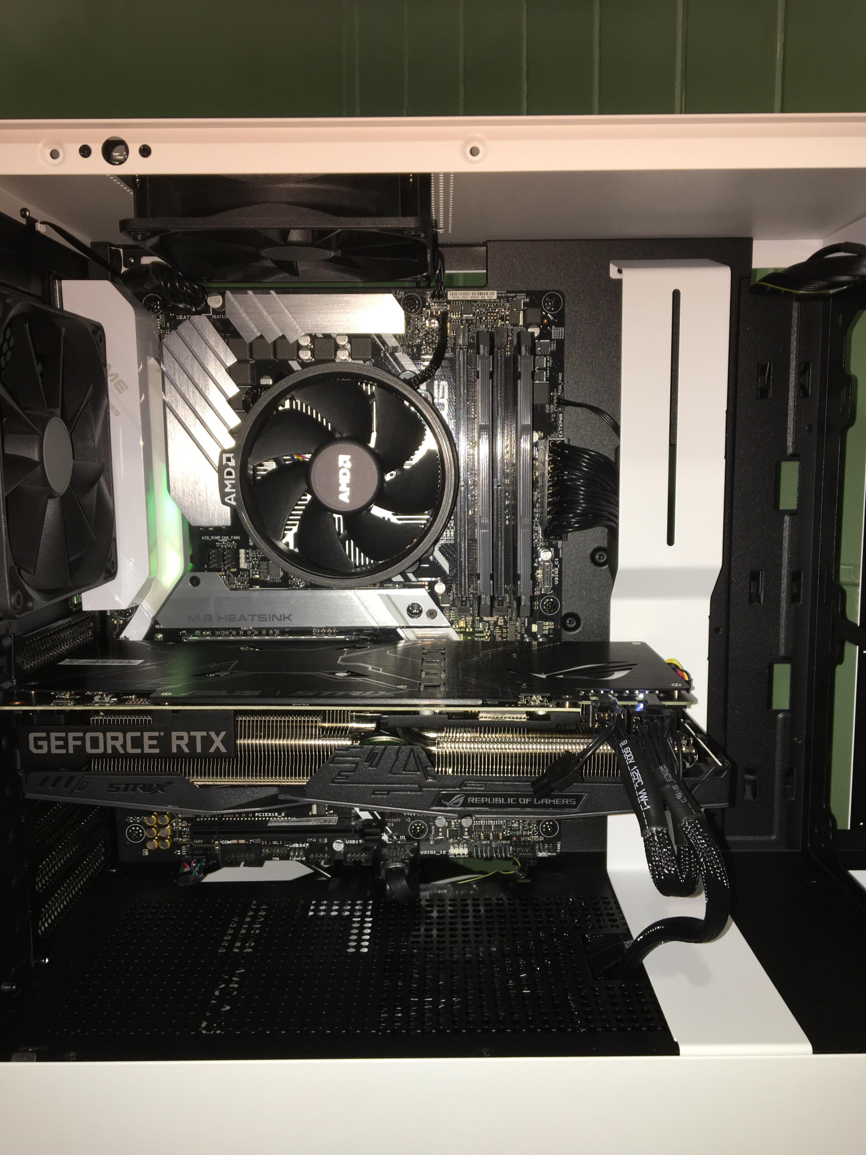 What did i do wrong? Fans wont turn r/PcBuild