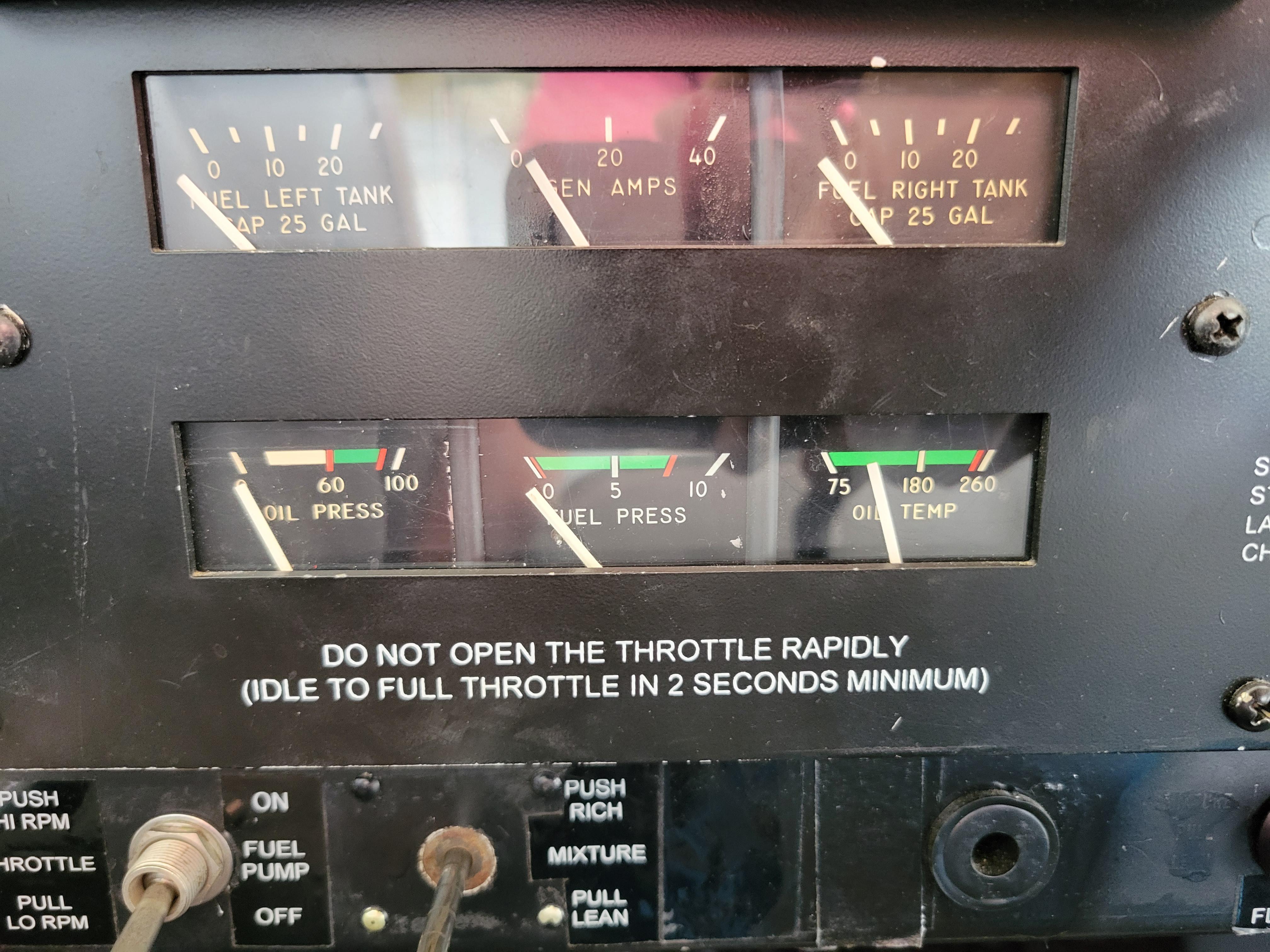 Piper Cherokee 140 Fuel Gauge : r/AircraftMechanics