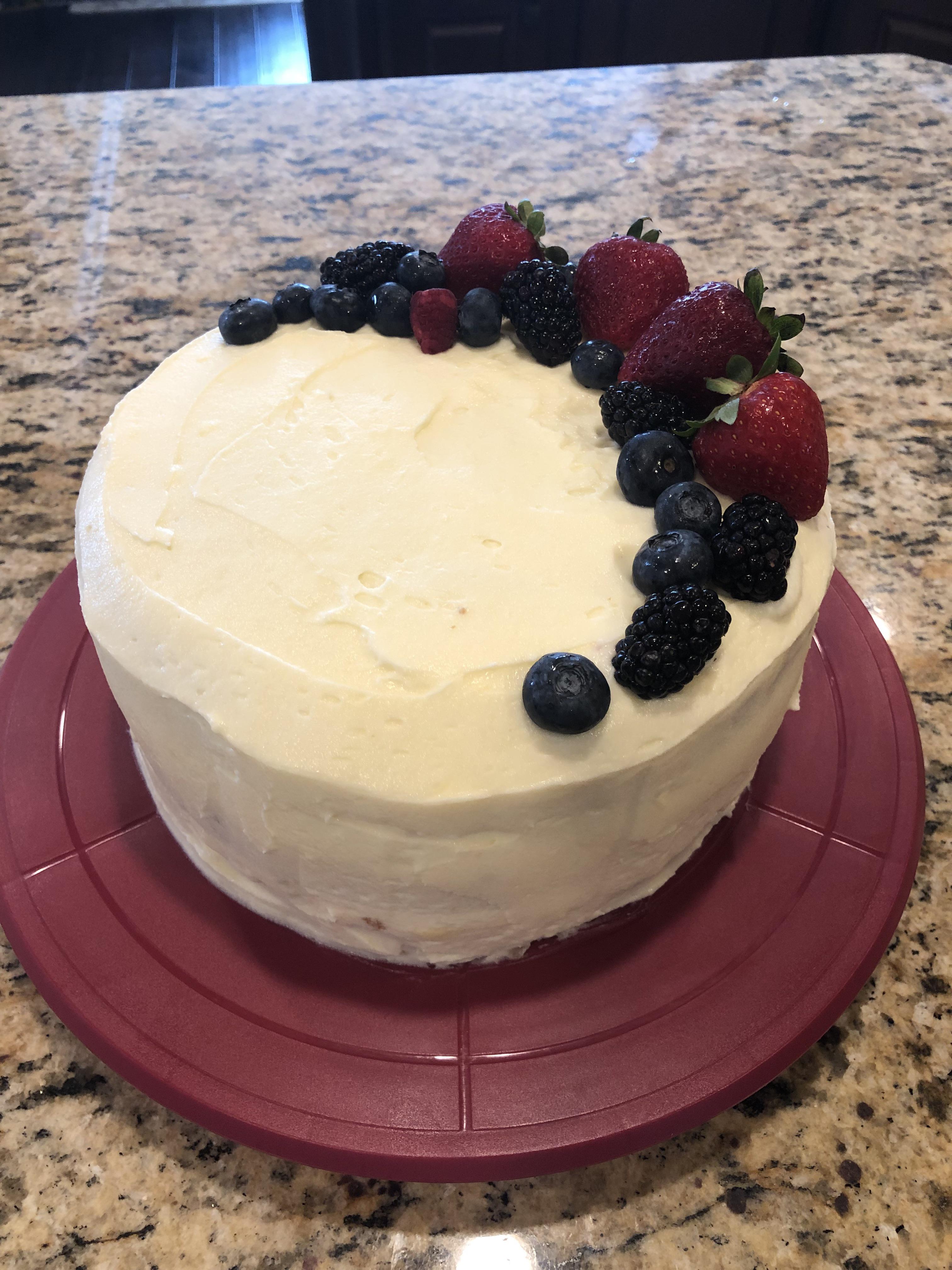 Copied Whole Foods’ berry chantilly cake and it was a big hit! r/Baking