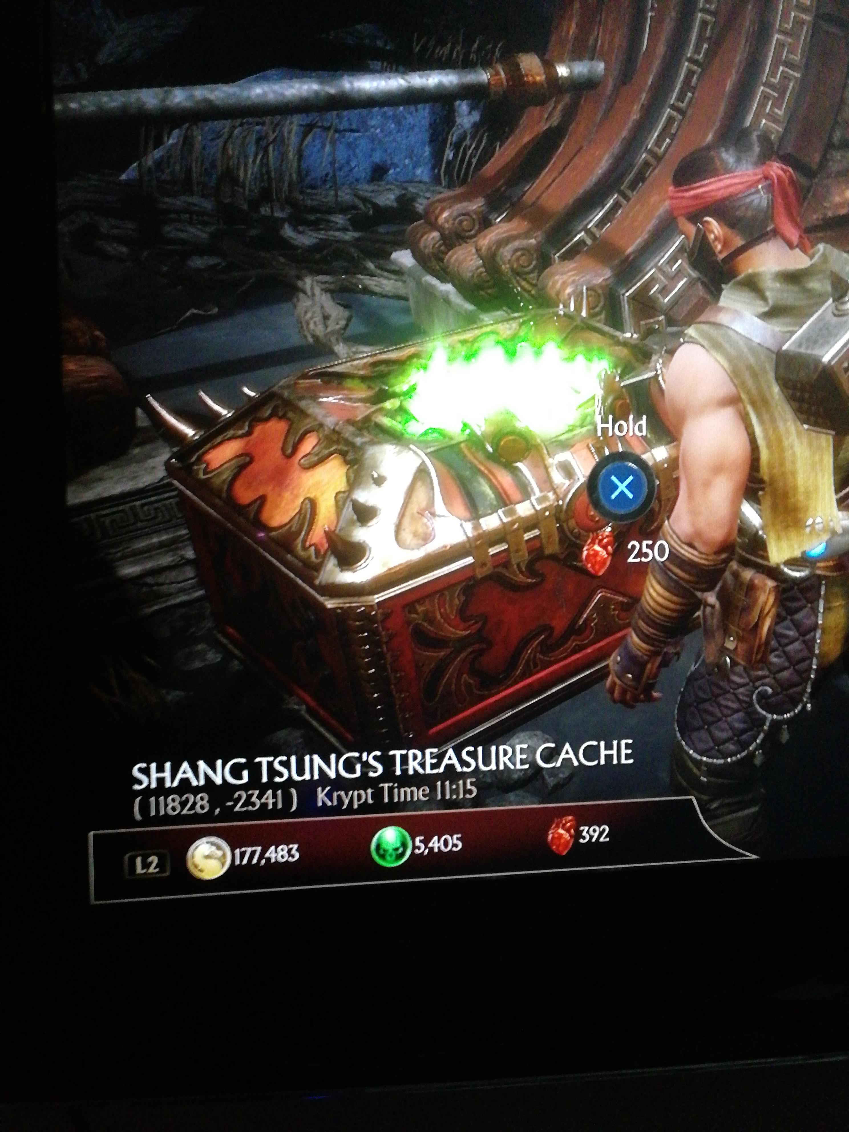 Shang Tsung's throne Shao Kahn chests Does anyone know what's inside