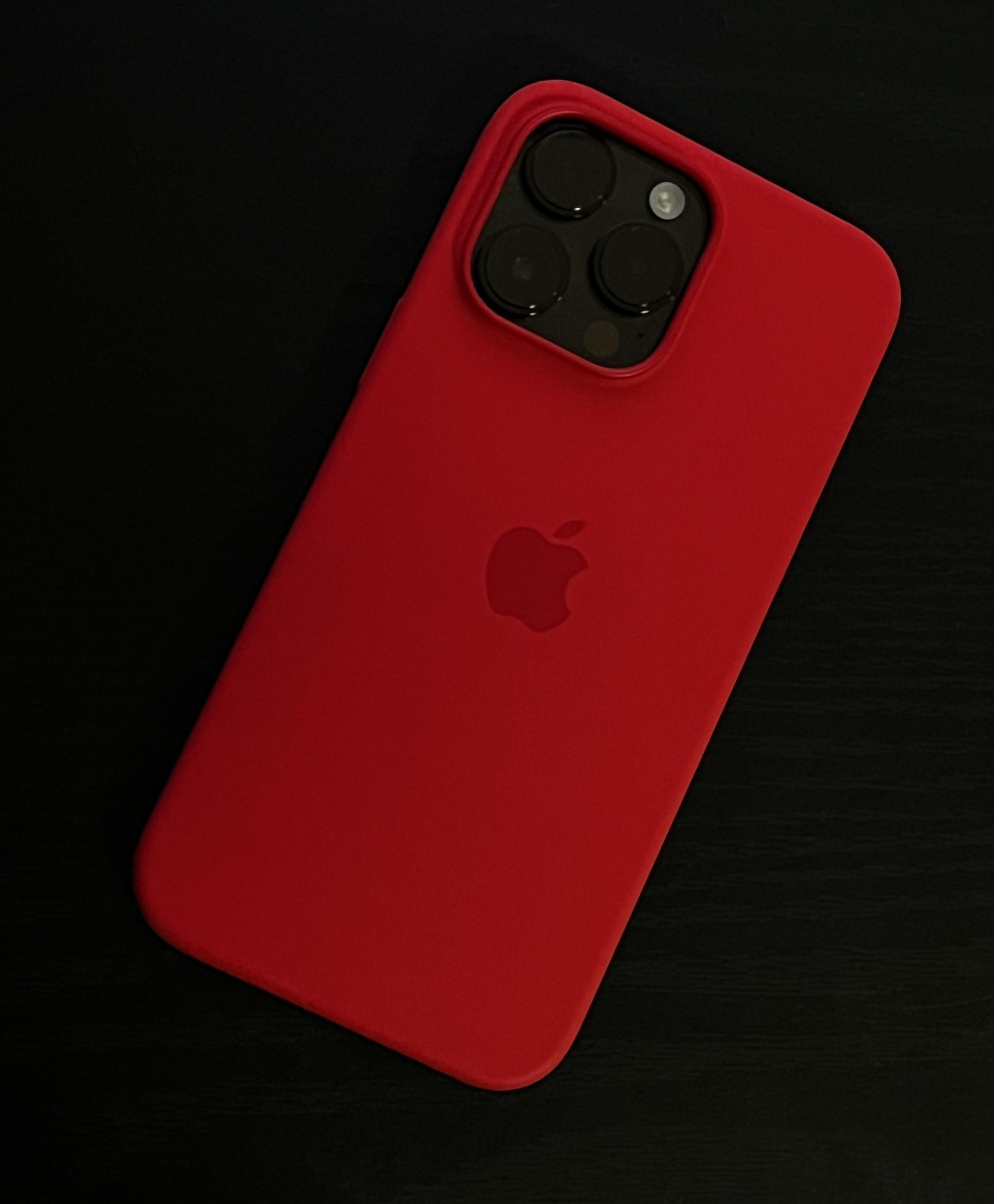 Space Black + Product Red Case iPhone 14PM! r/iPhone14Pro