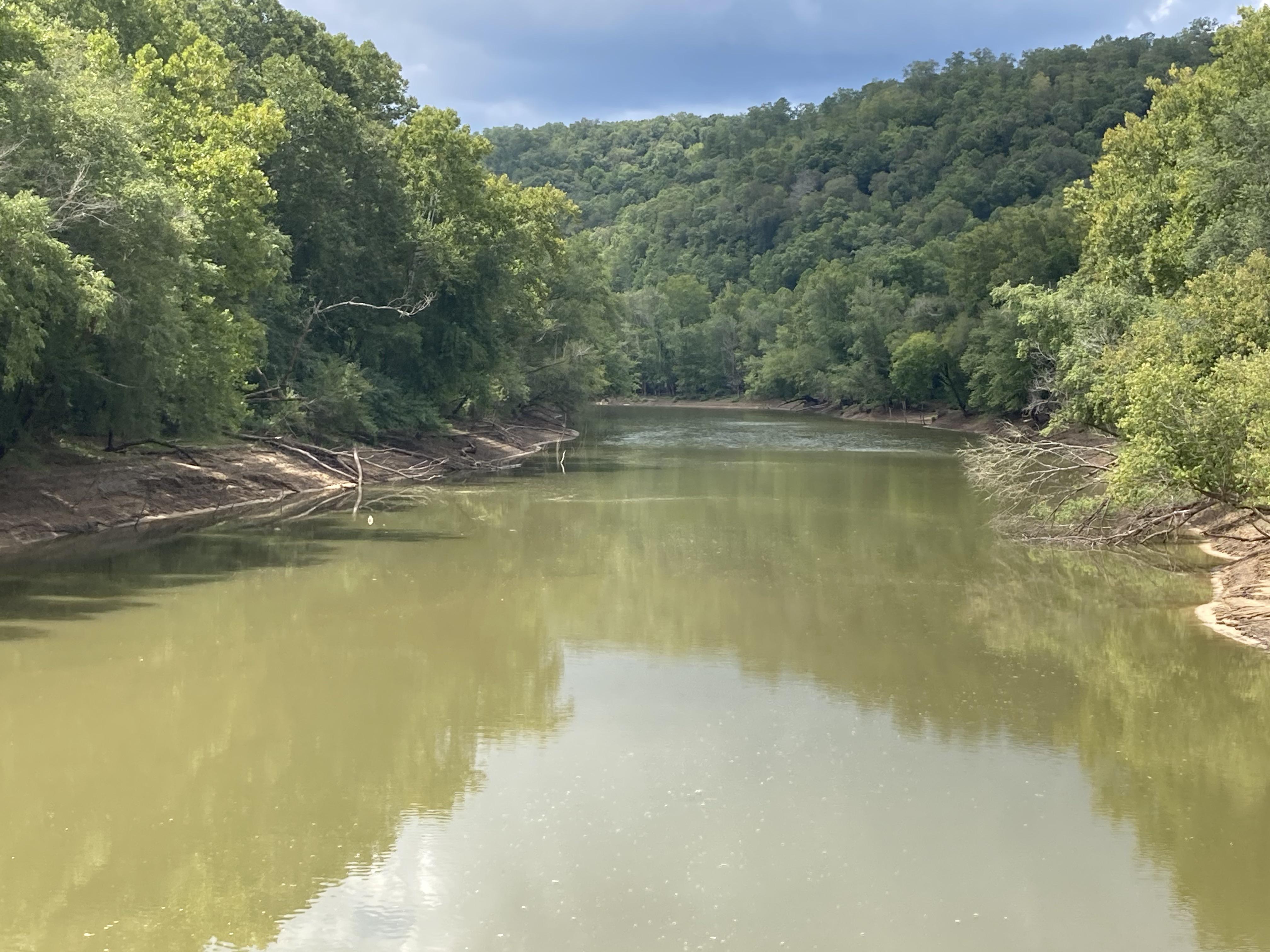 Rockcastle River out at Bee Rock. r/Kentucky