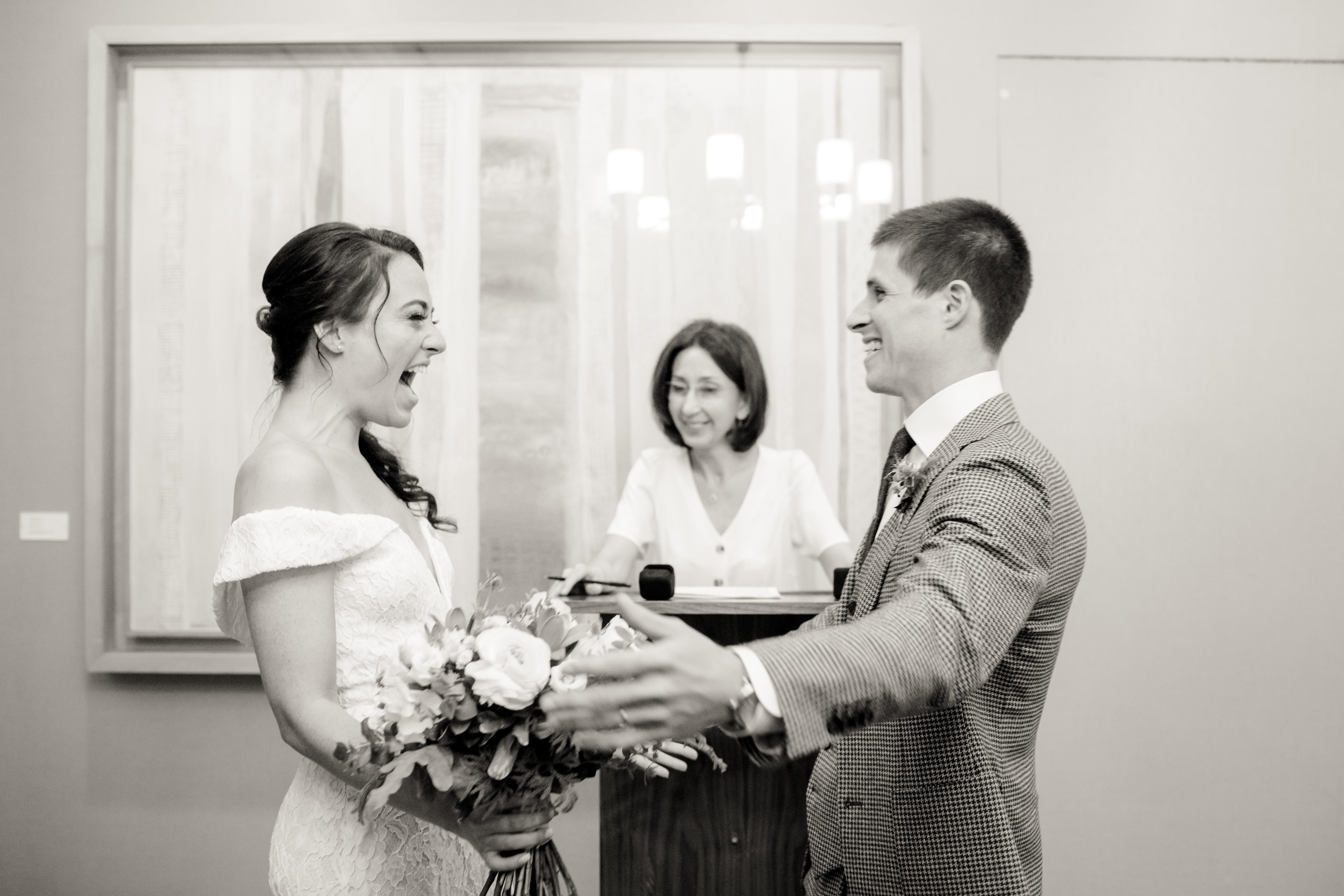 I now pronounce you husband and wife!😆💕 r/wedding