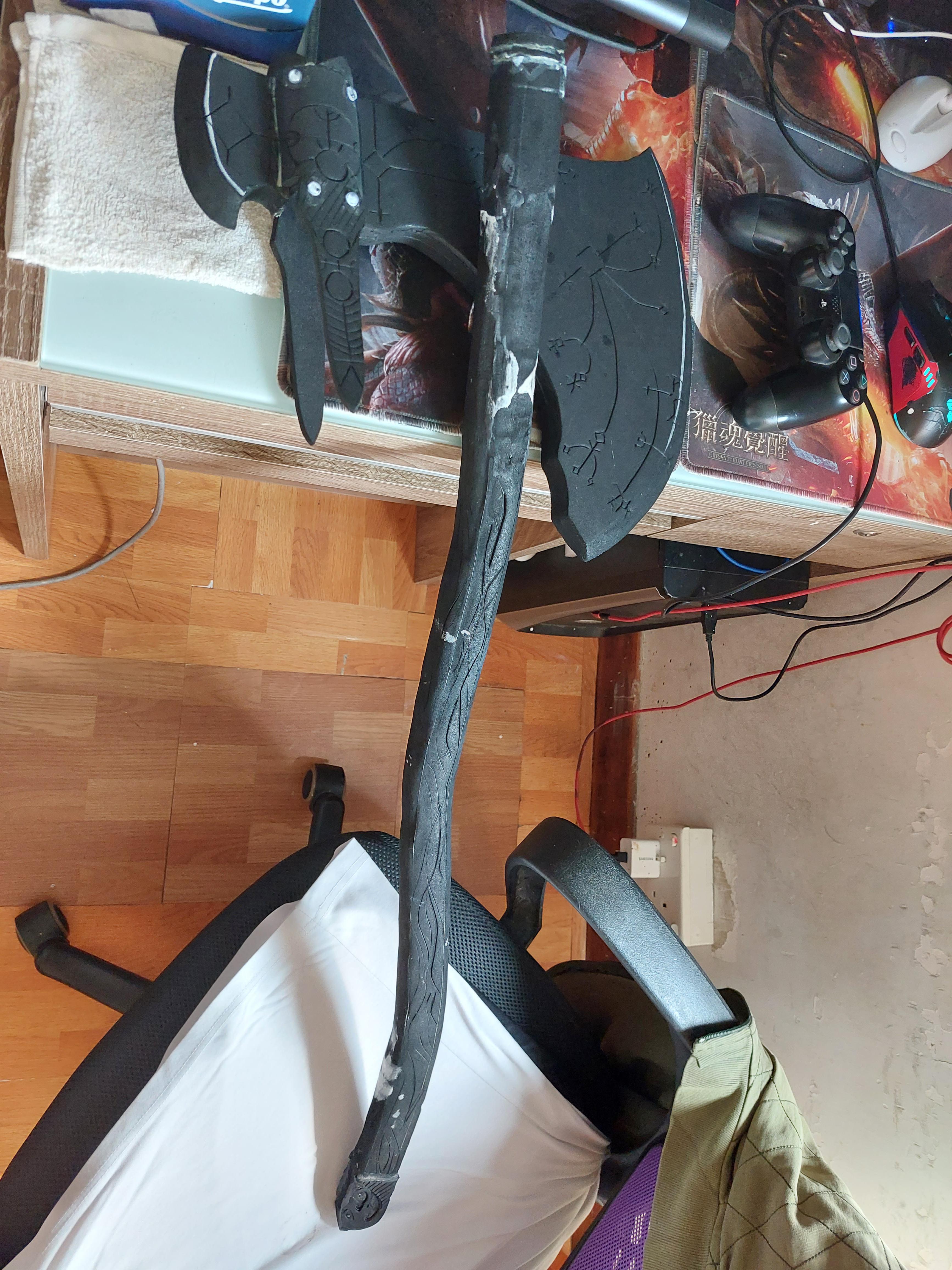need help(how to attach foam like this?) r/cosplayprops