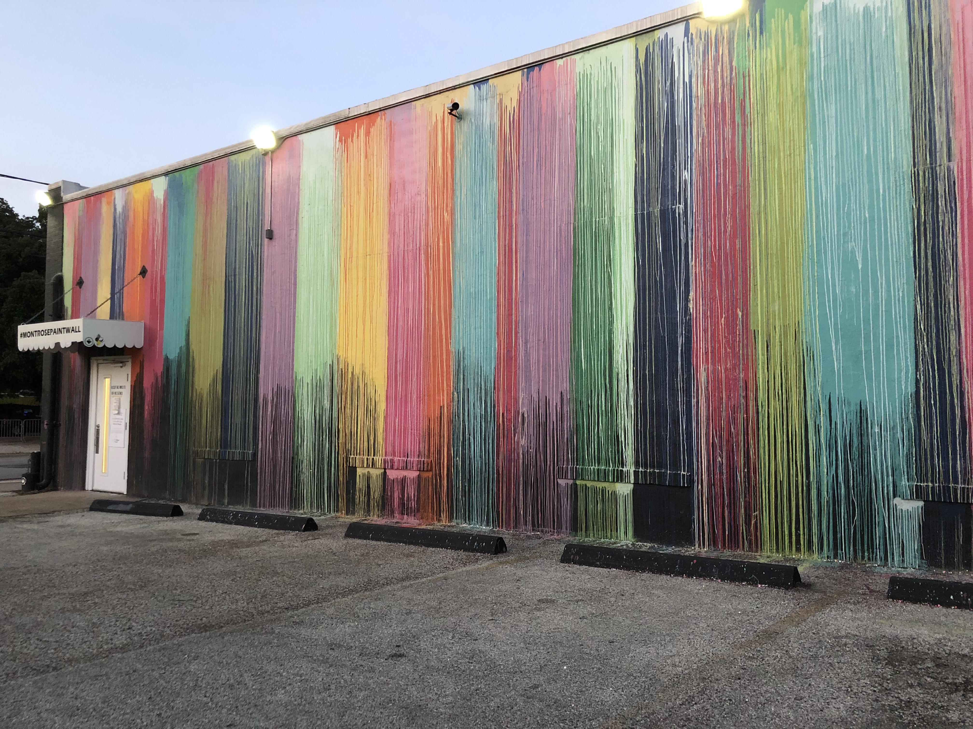 Biscuit paint wall in Houston, Tx. r/iPhonePhotography