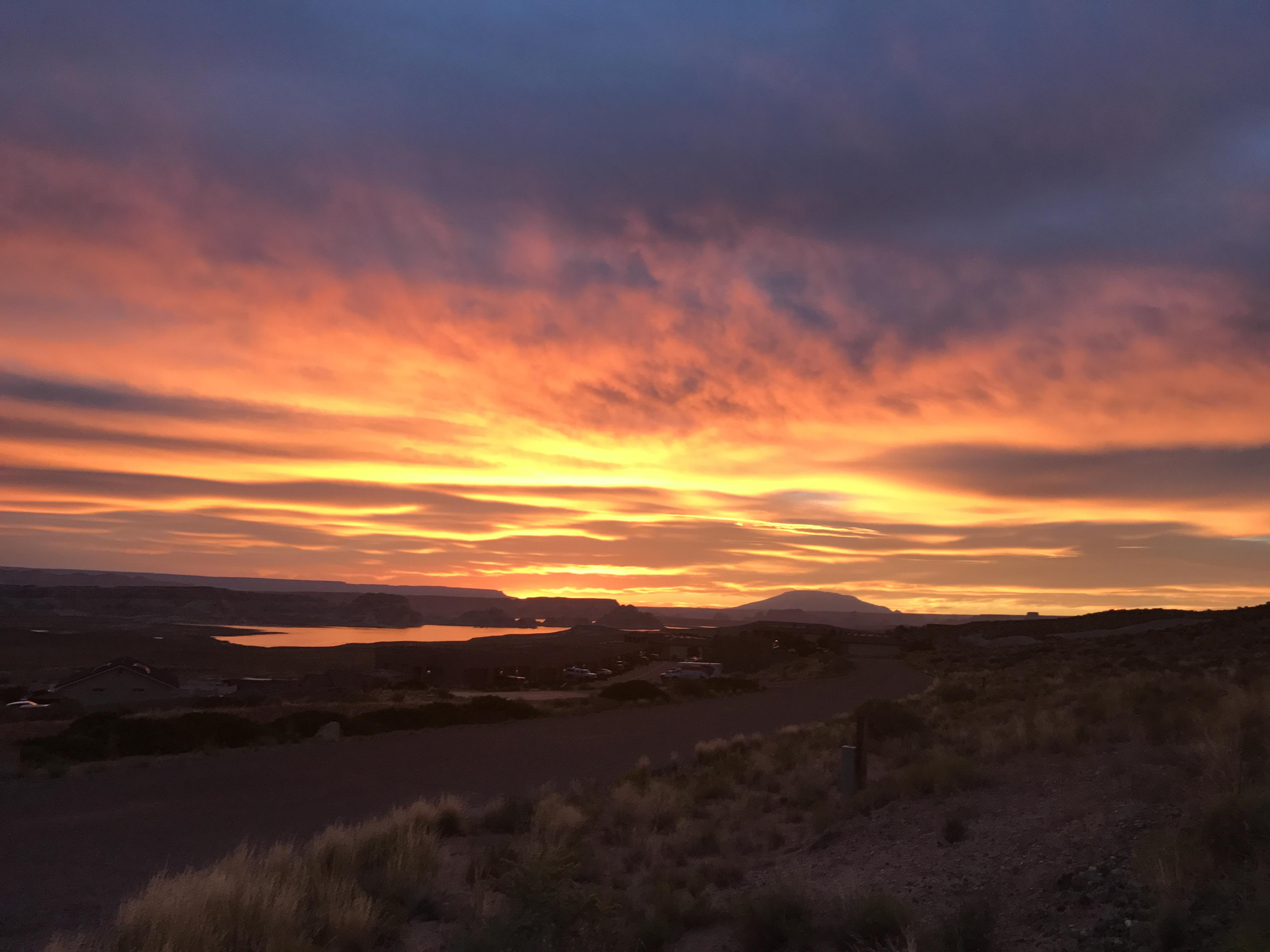 Sunset outside my house in Greenehaven, Arizona! r/arizona